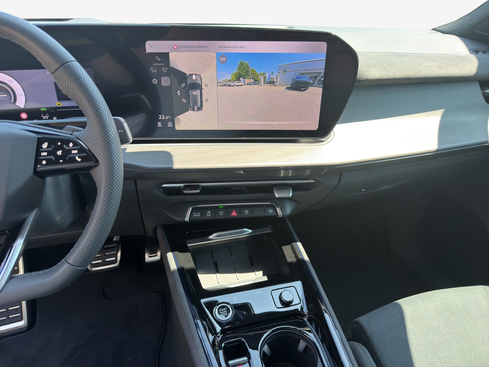 AUDI Q3 Sportback e-hybrid 200 kW S tronig-image-10