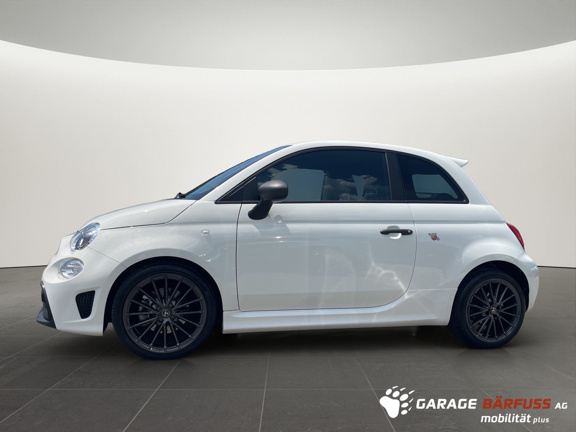 FIAT 500 Abarth-image-1