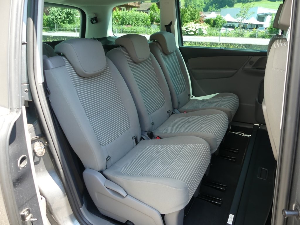 SEAT Alhambra 2.0 TDI Style 4x4-image-12