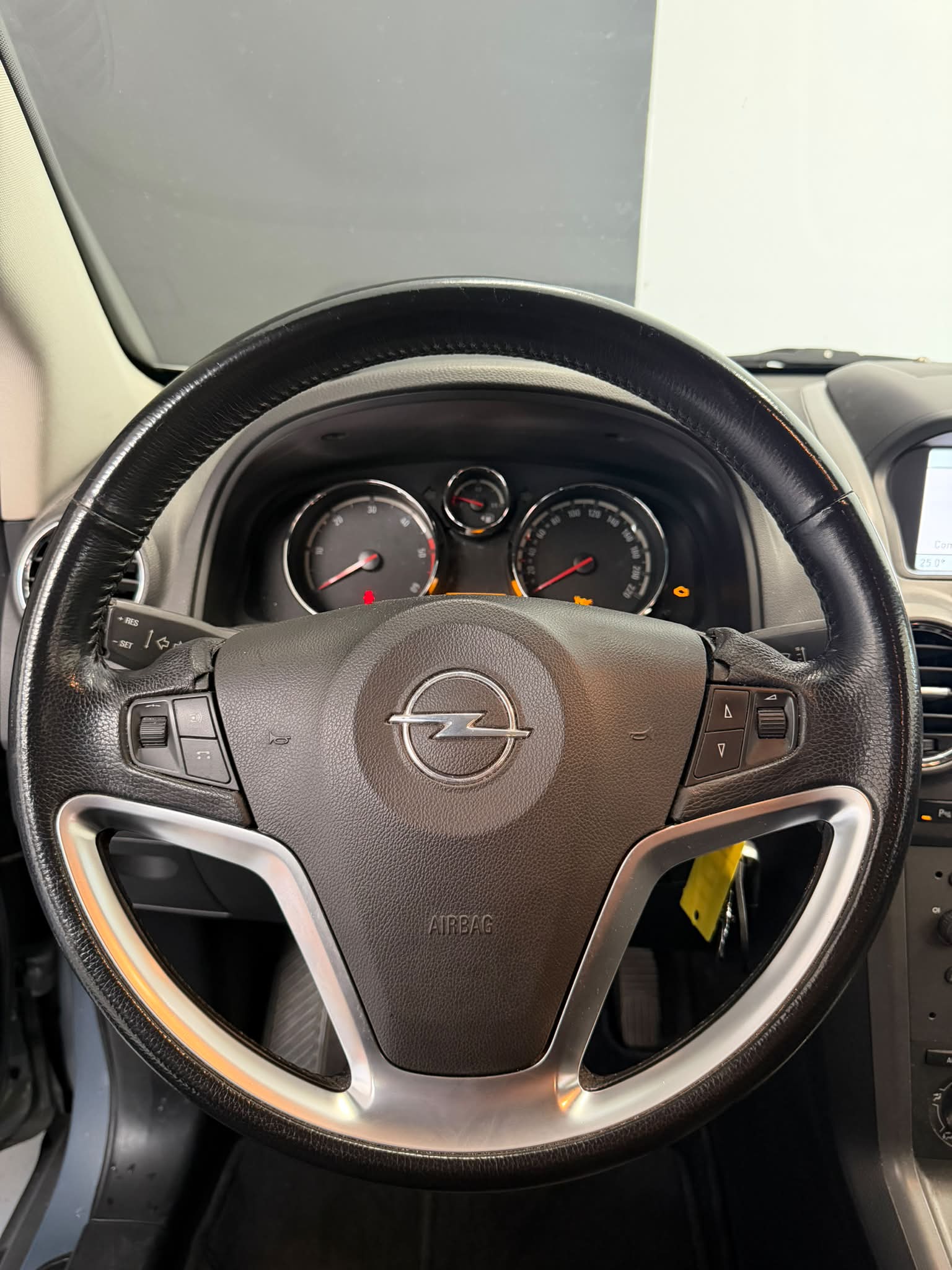 OPEL Antara 2.0 CDTi Enjoy 4WD ***CH-Fahrzeug***-image-8