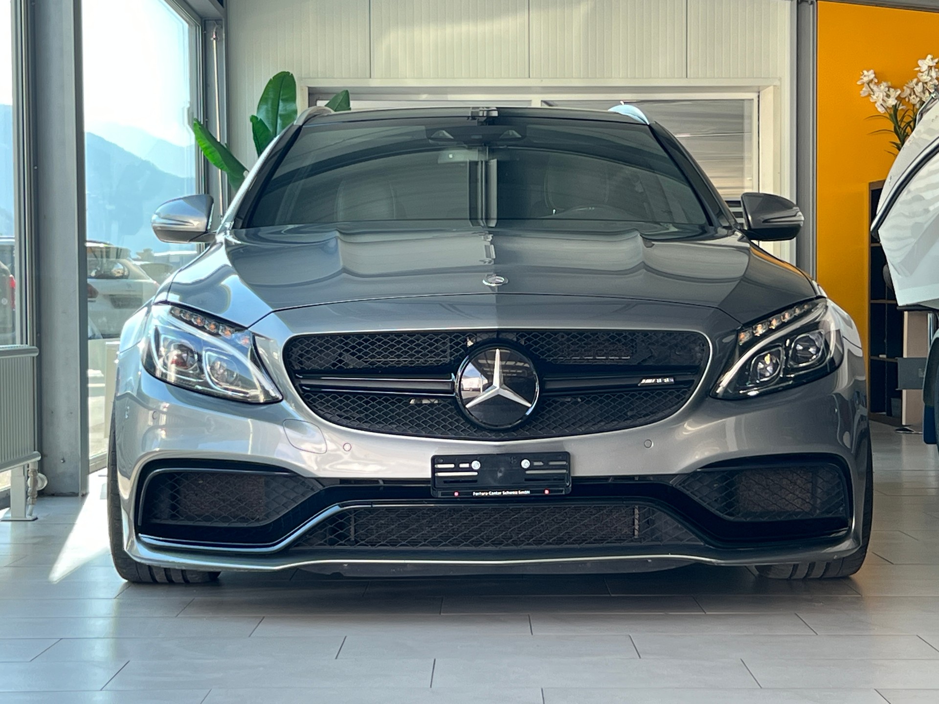 MERCEDES-BENZ C 63 AMG Speedshift-image-1