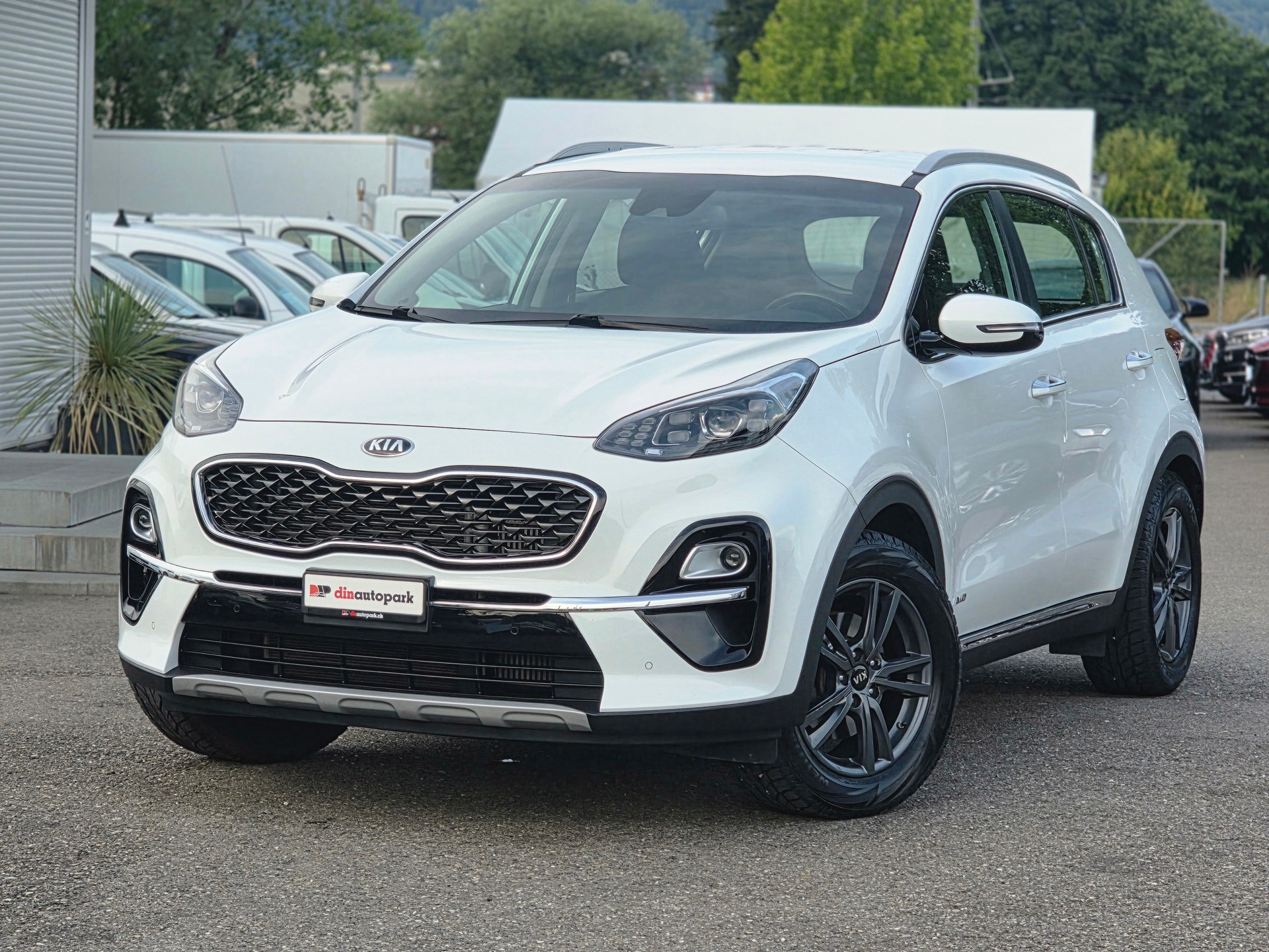 KIA Sportage 1.6CRDi Mild Hybrid Power 2020 4WD Automat * CH-Fahrzeug * Frisch ab MFK * TOP Zustand *-image-1