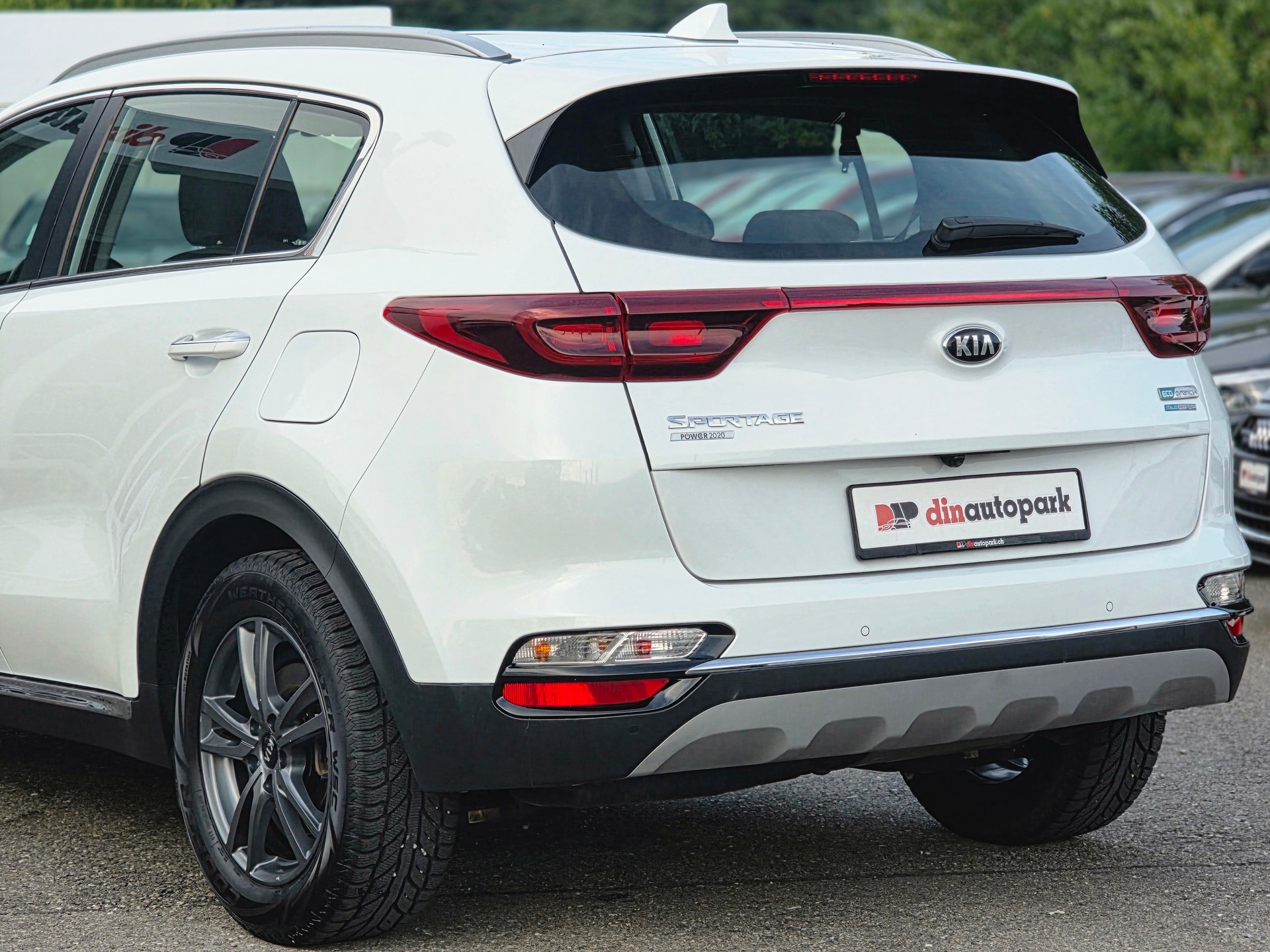 KIA Sportage 1.6CRDi Mild Hybrid Power 2020 4WD Automat * CH-Fahrzeug * Frisch ab MFK * TOP Zustand *-image-8