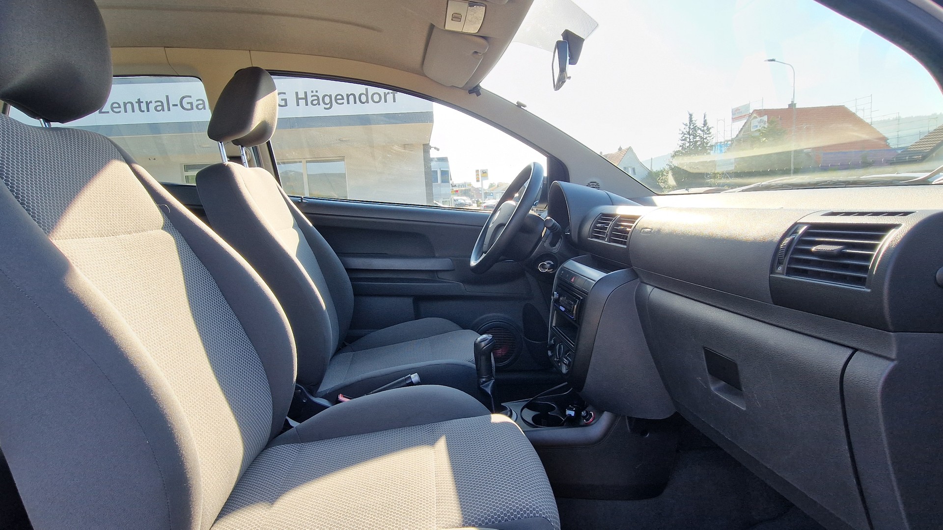 VW Fox 1.2-image-7