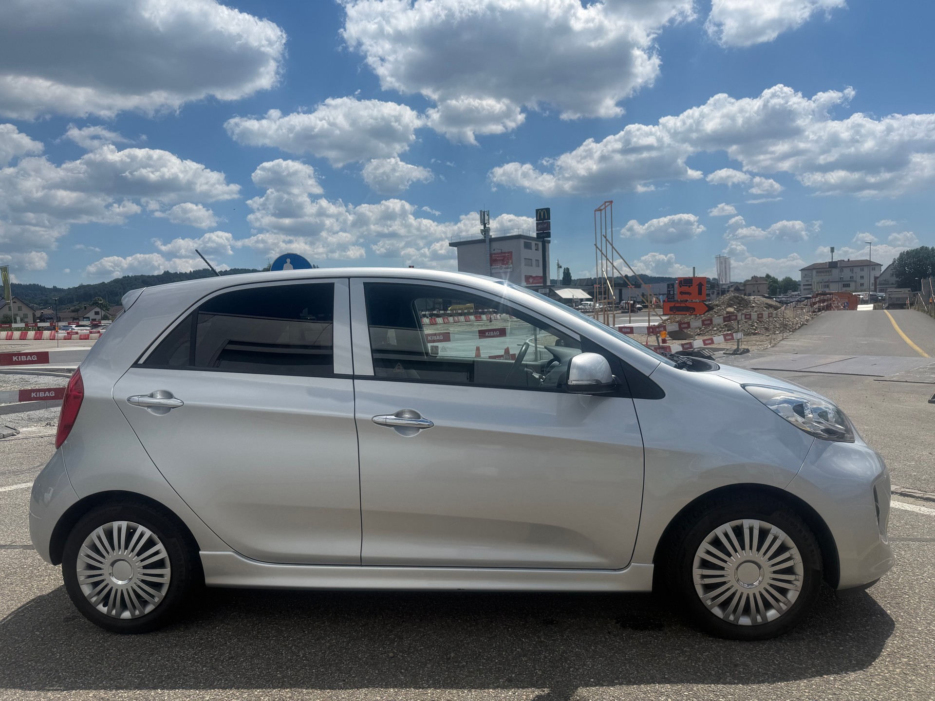KIA Picanto 1.2 CVVT Style (erst 18,500 Km)-image-6