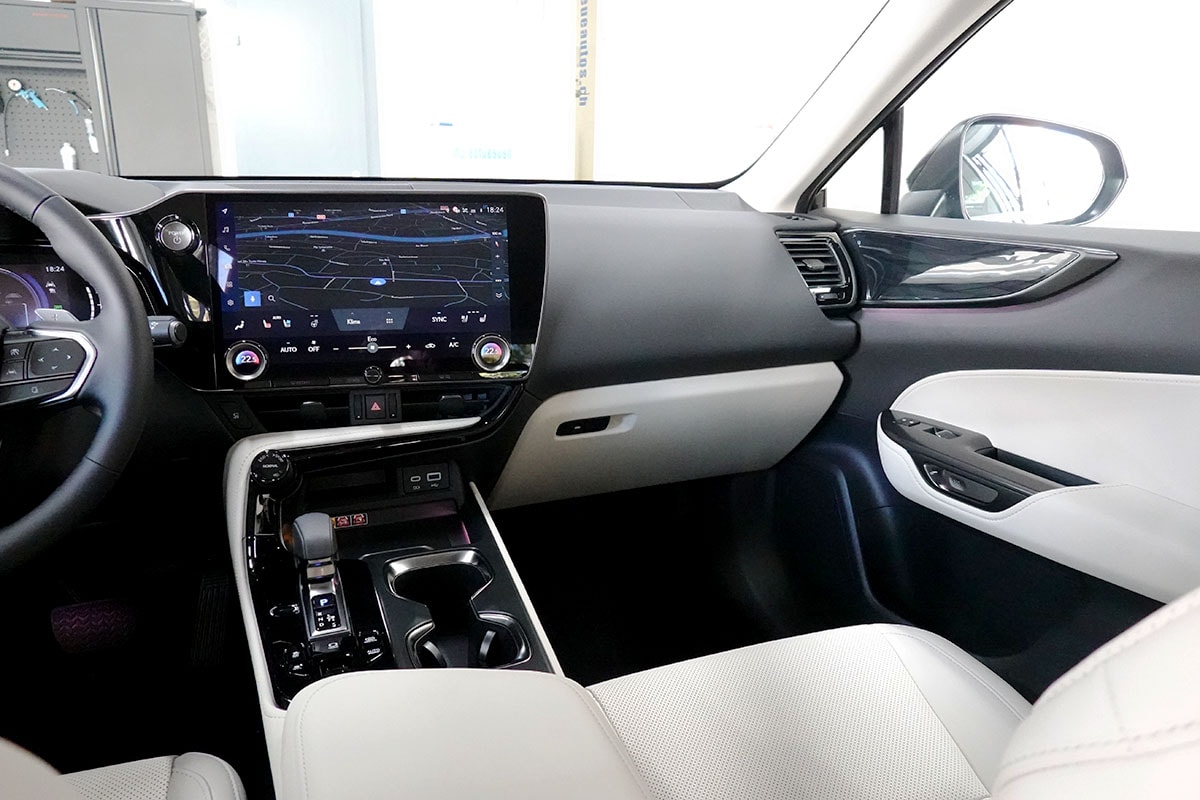 LEXUS NX 450h+ E-FOUR Comfort Pack Interieur-image-8