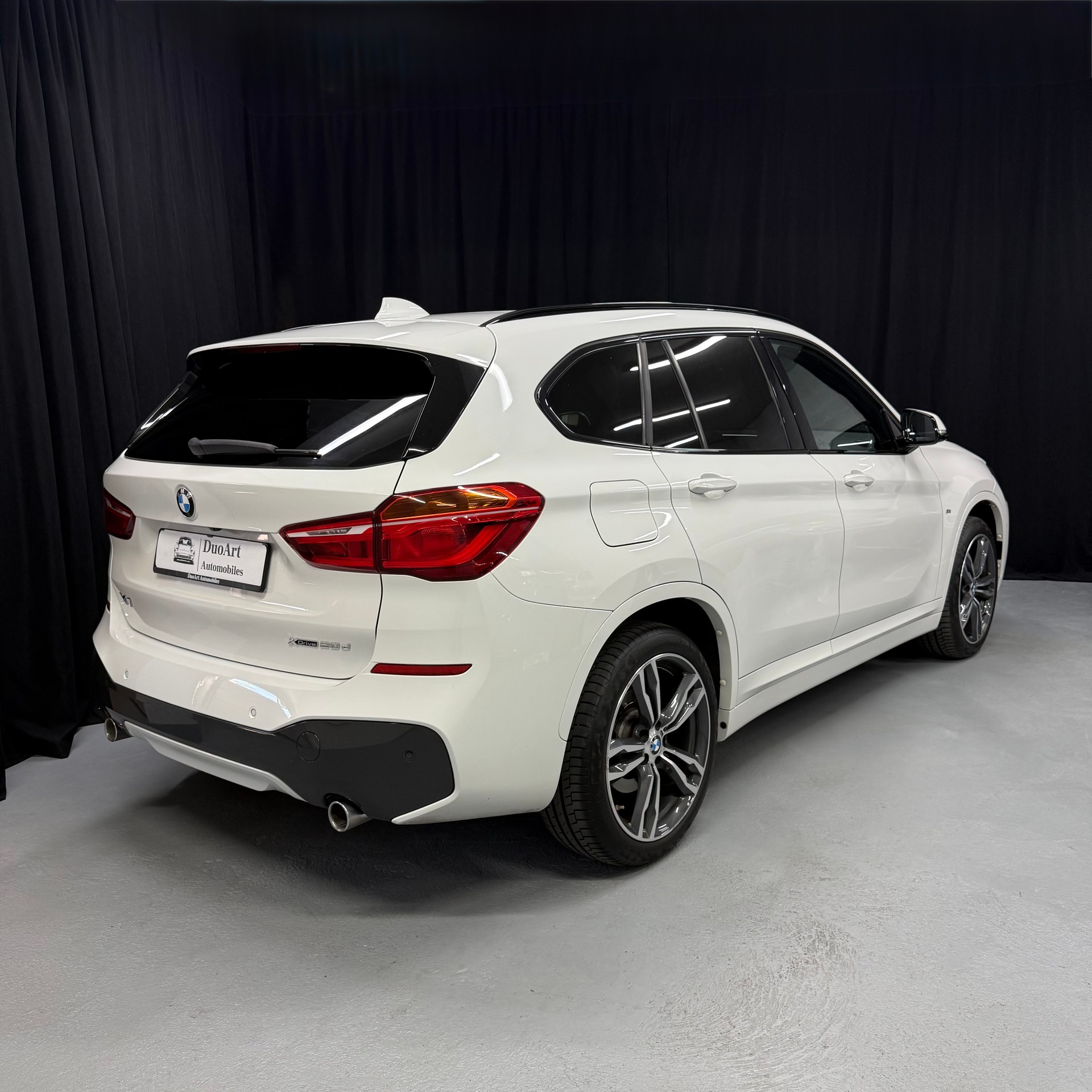 BMW X1 xDrive 20d M Sport Steptronic-image-5