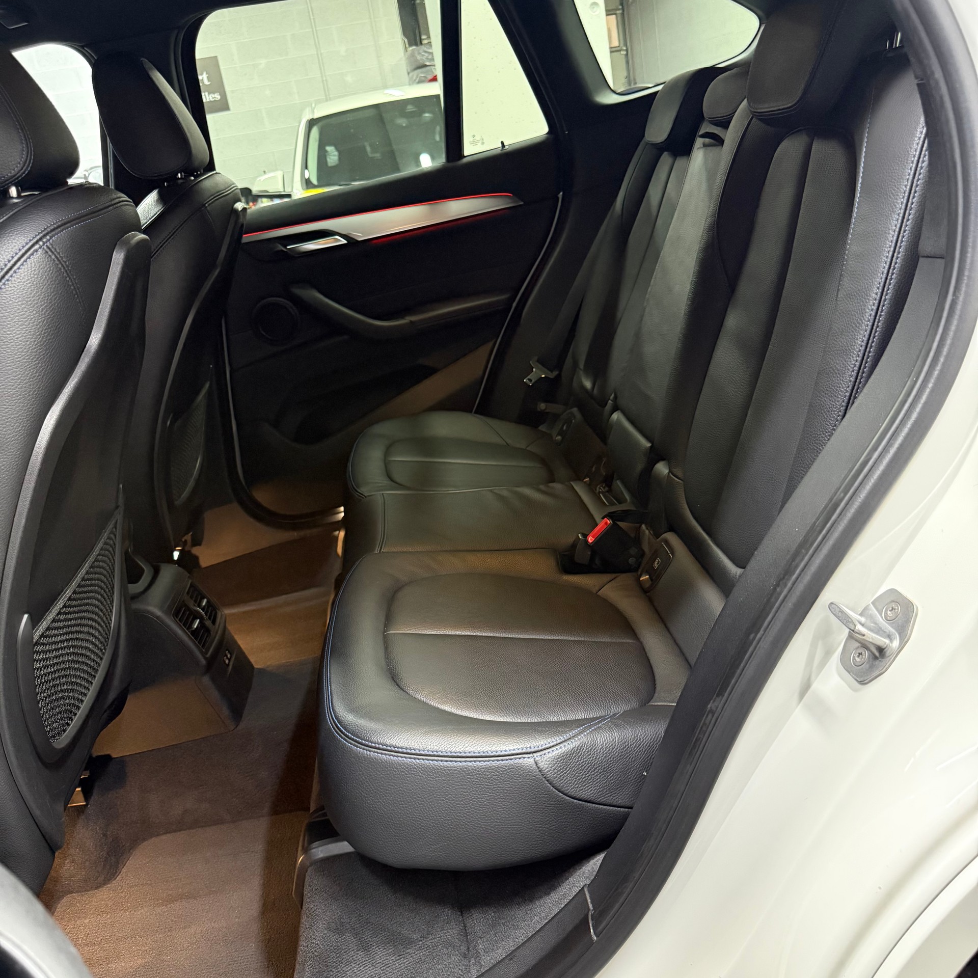 BMW X1 xDrive 20d M Sport Steptronic-image-12