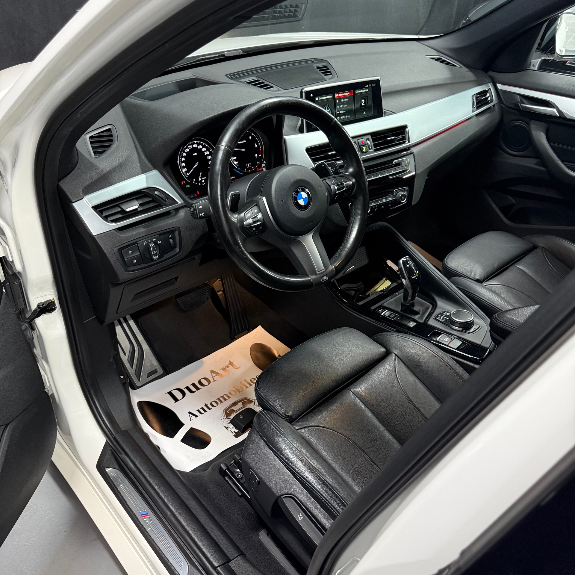 BMW X1 xDrive 20d M Sport Steptronic-image-9