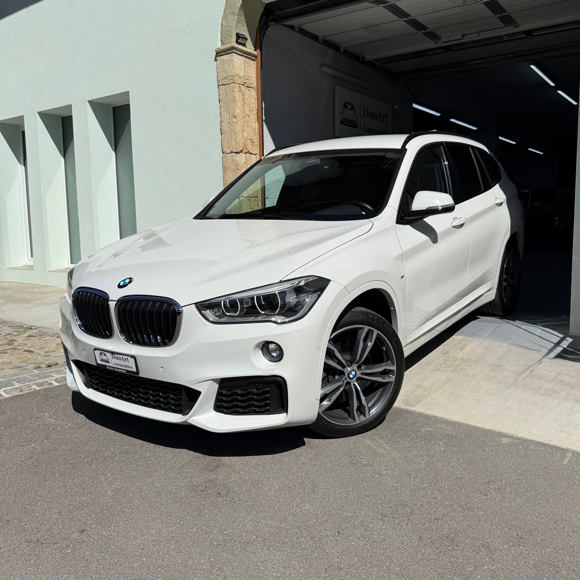 BMW X1 xDrive 20d M Sport Steptronic-image-0