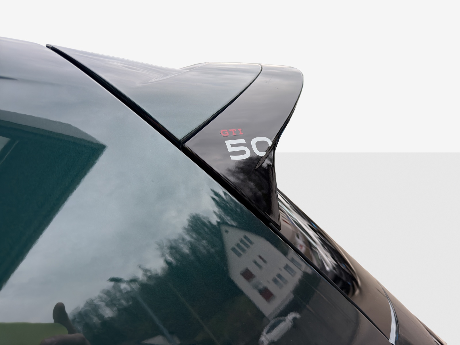 VW Golf 2.0 TSI GTI Edition 50 DSG-image-13