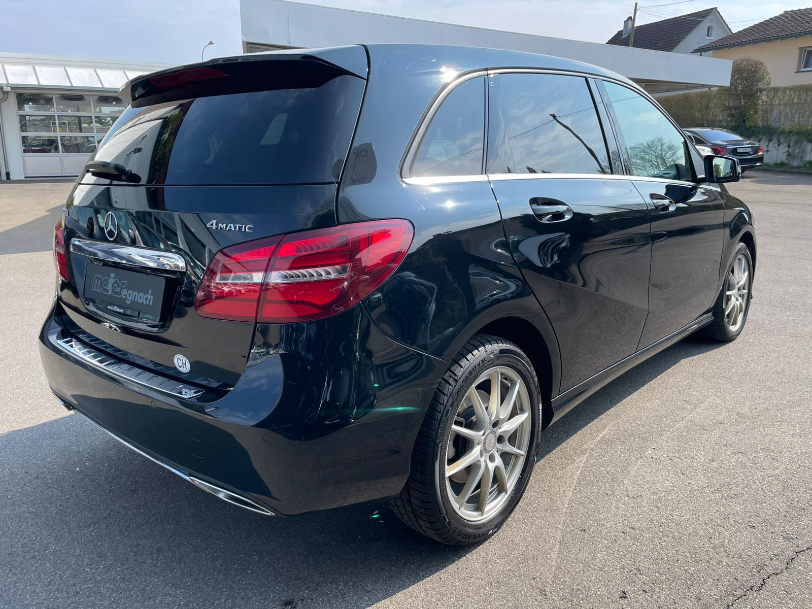 MERCEDES-BENZ B 220 CDI Swiss Star Edition Urban 4Matic 7G-DCT-image-8