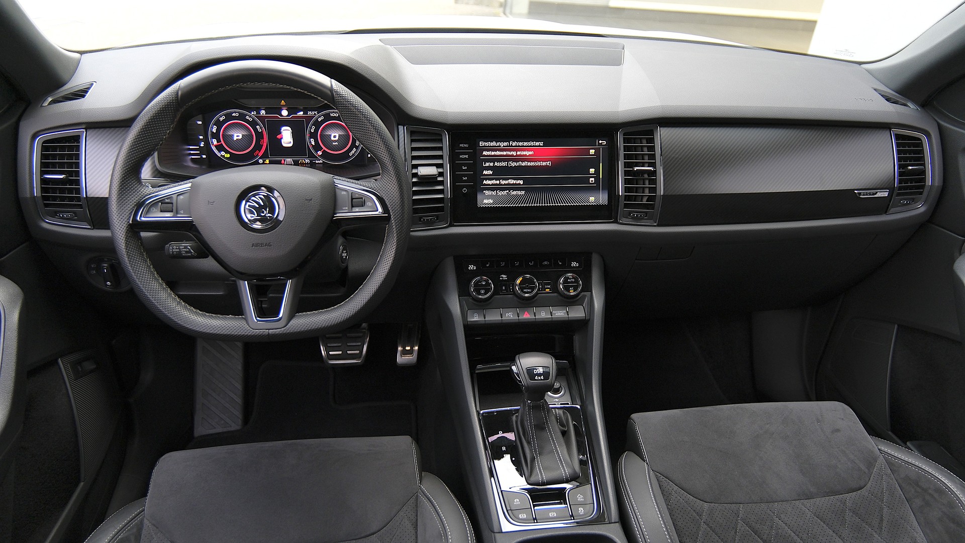 SKODA Kodiaq 2.0 TSI 4x4 Sport Line-image-15