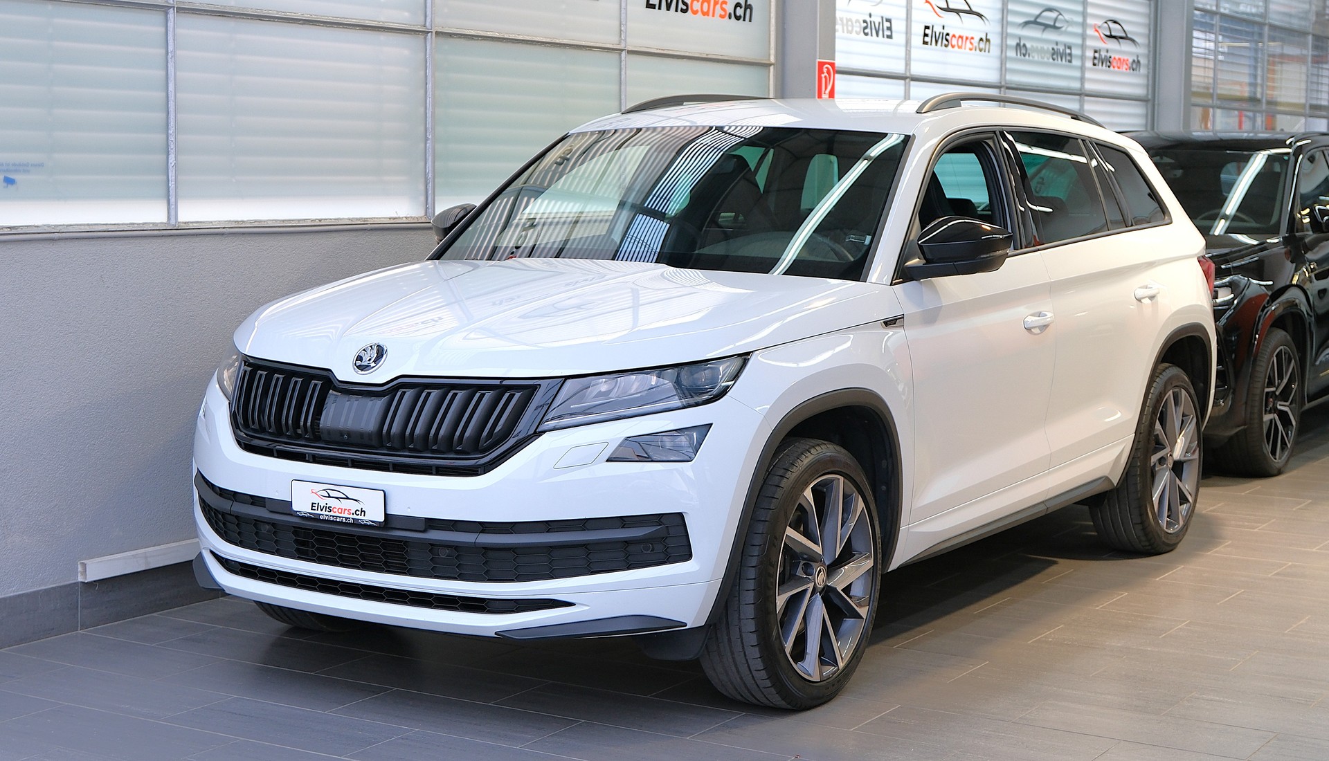 SKODA Kodiaq 2.0 TSI 4x4 Sport Line-image-6