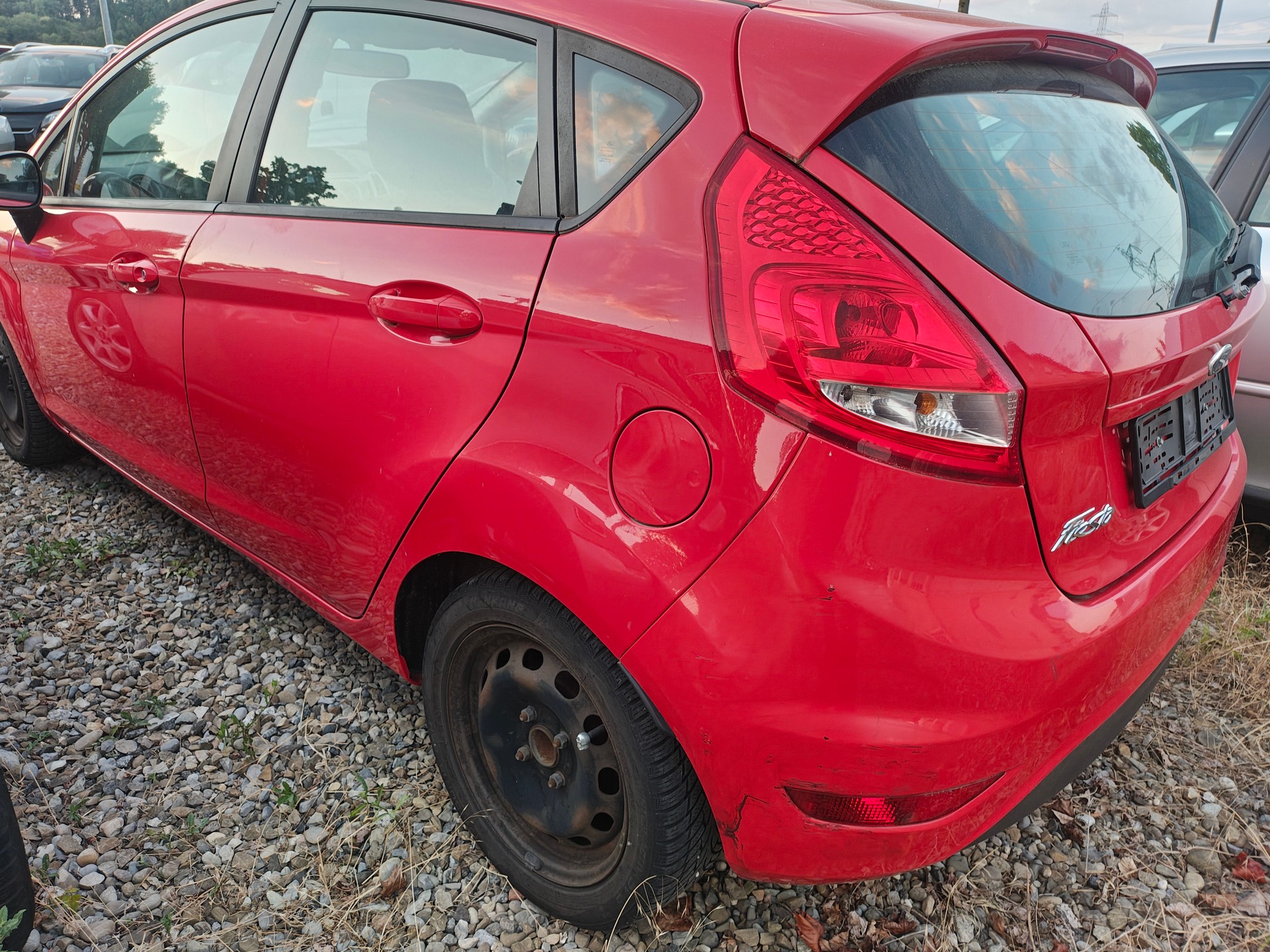FORD Fiesta 1.4 16V Trend-image-4