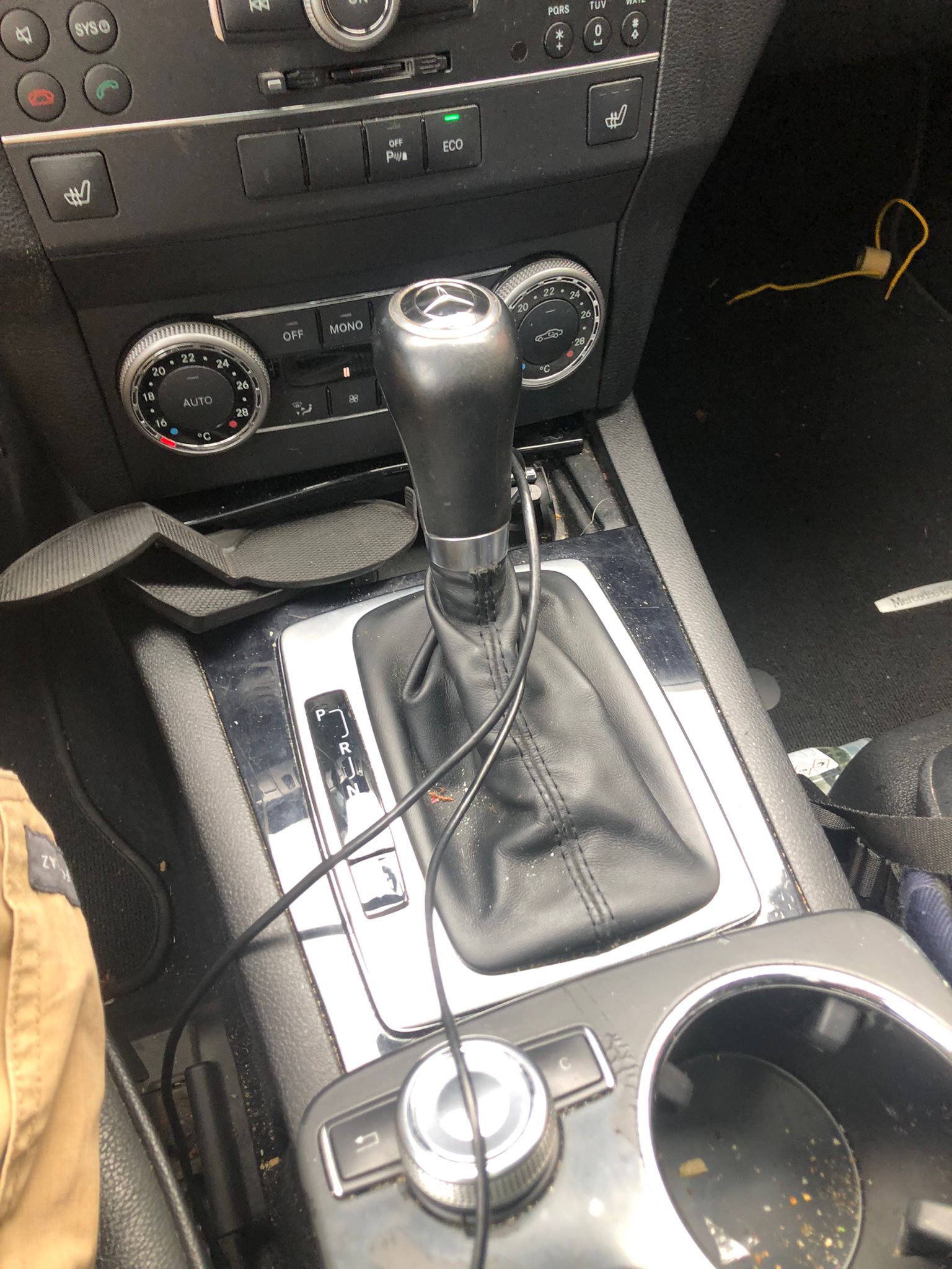 MERCEDES-BENZ GLK 220 CDI BlueEfficiency 4Matic 7G-Tronic-image-18