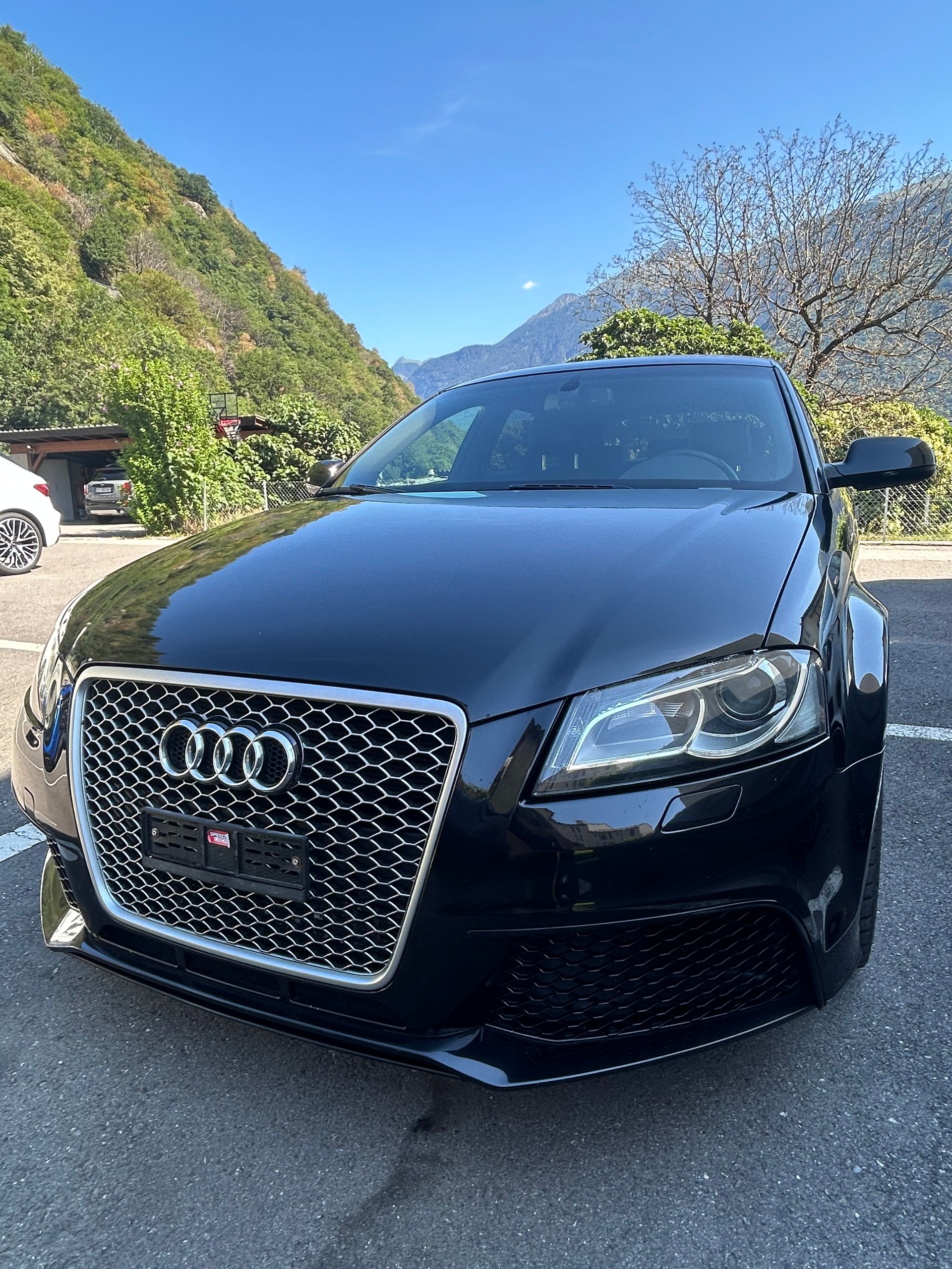 AUDI 2.5 T FSI quattro S-Tronic-image-1