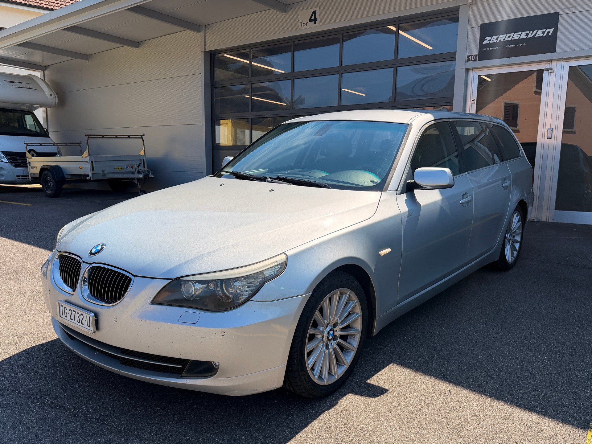 BMW 530d Touring Steptronic-image-0