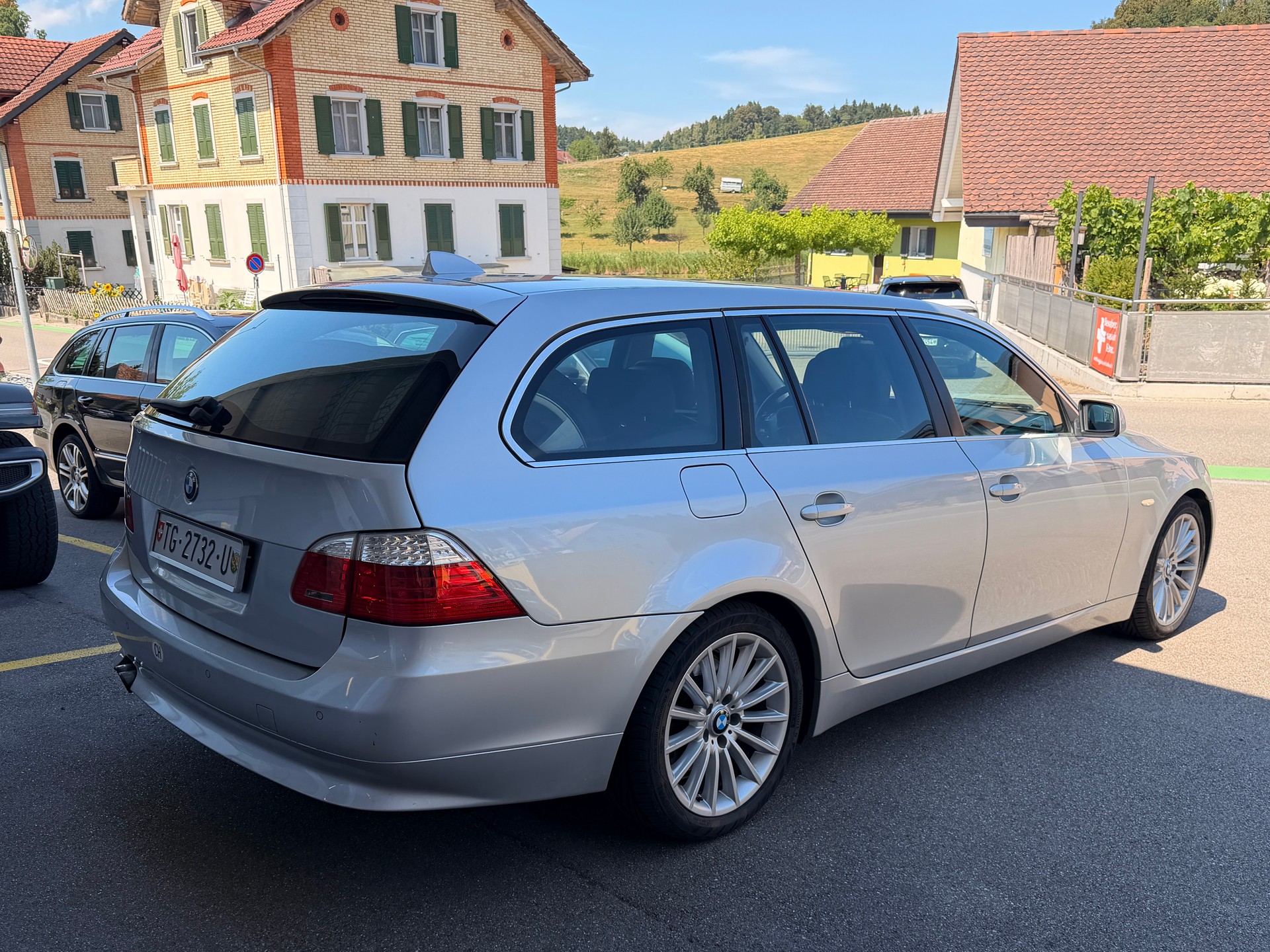 BMW 530d Touring Steptronic-image-2