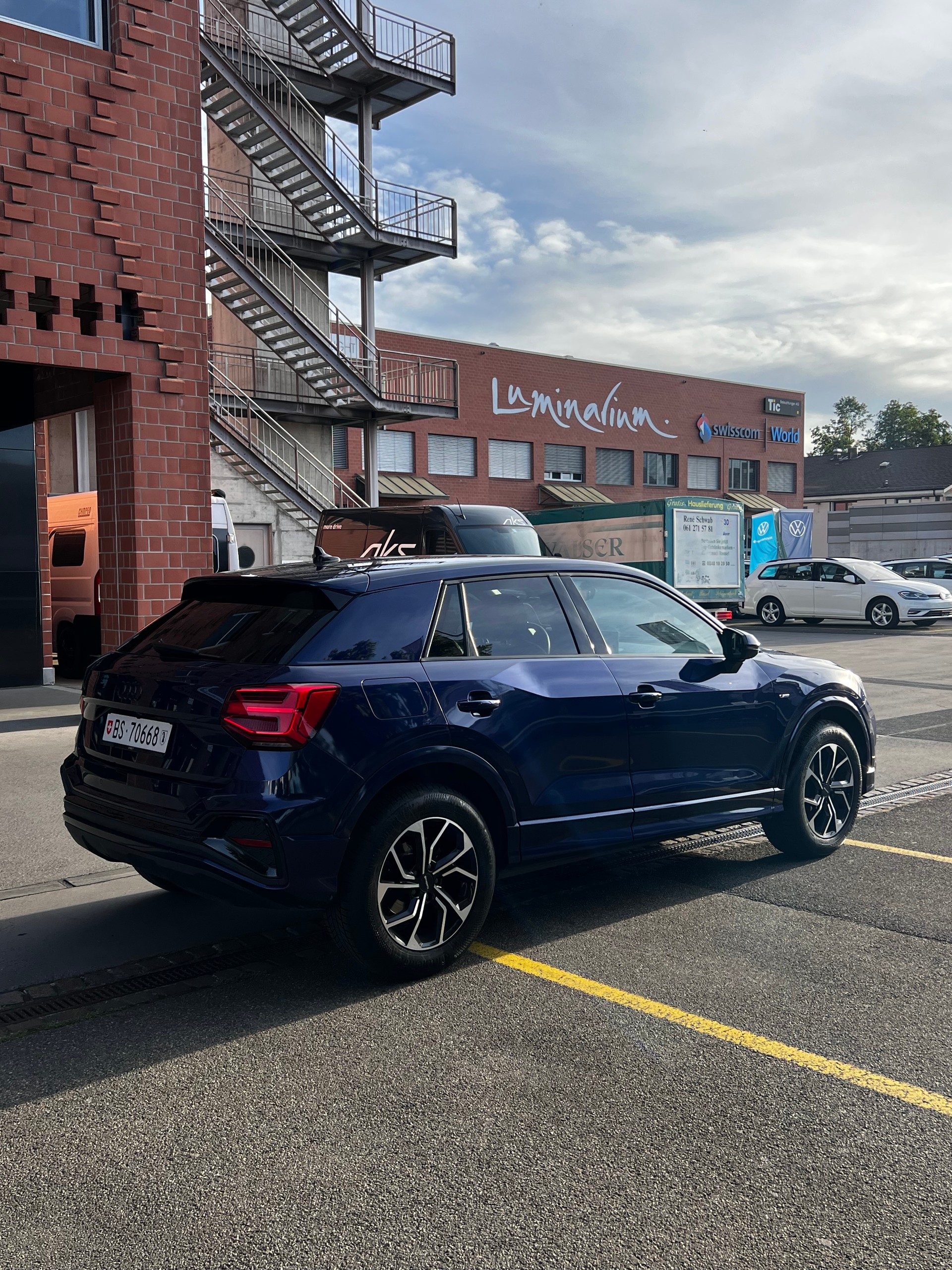 AUDI 35 TFSI S Line S-Tronic-image-0