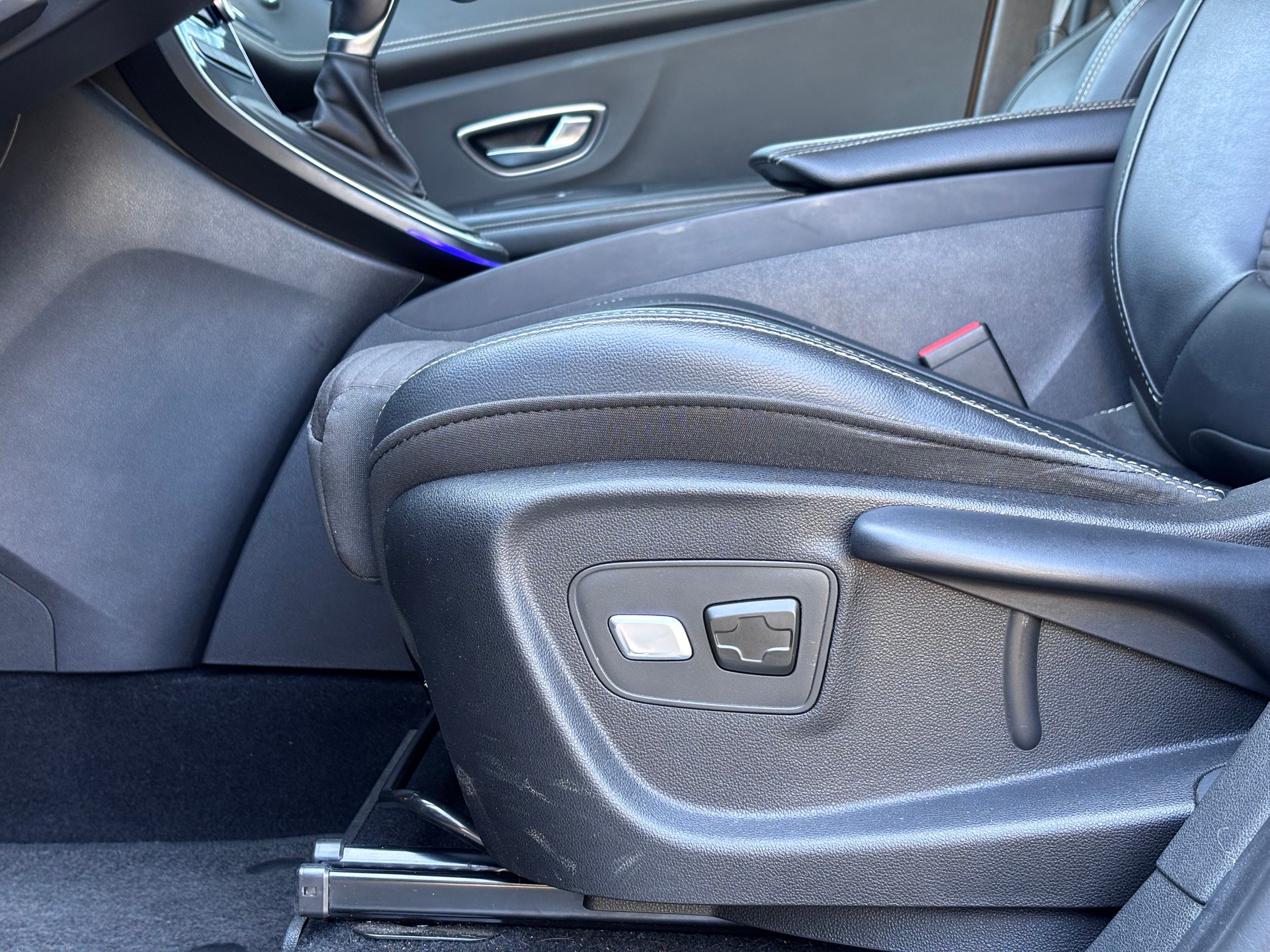 RENAULT Grand Scénic 1.5 dCi Bose EDC *7 places*-image-14