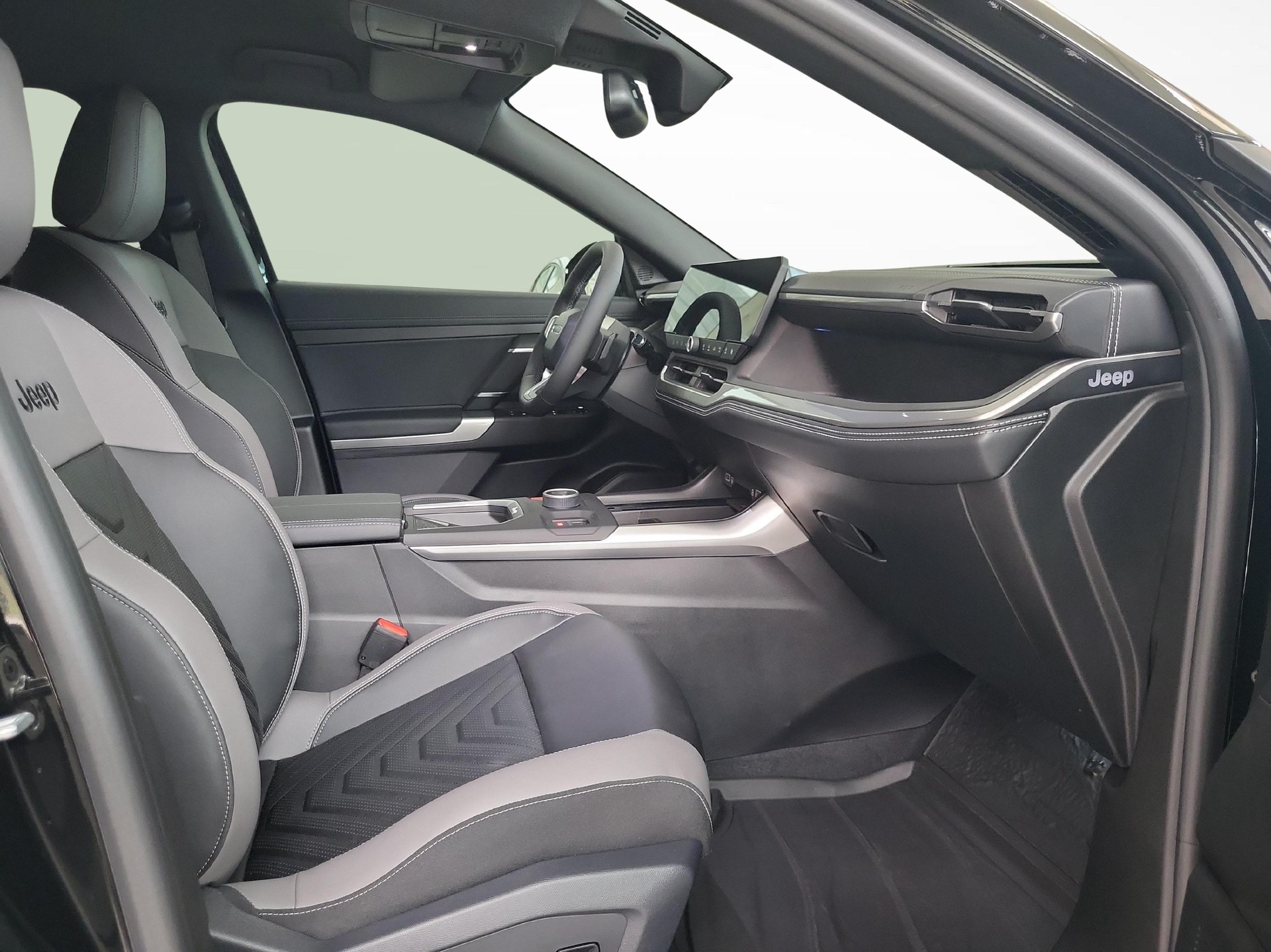 JEEP NEW Compass First Edition - Full Electric - Ruote invernali incluse - Leasing da 1,99%!!-image-12