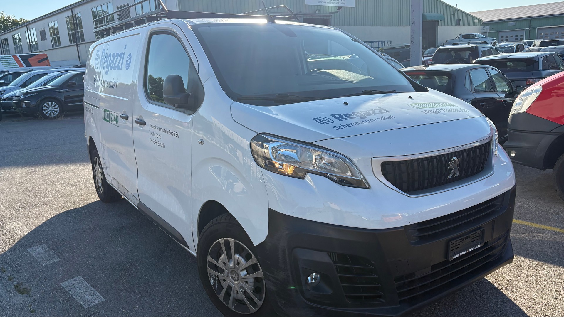PEUGEOT Expert 1.5 BlueHDi 120 S&S Pro Standard-image-0