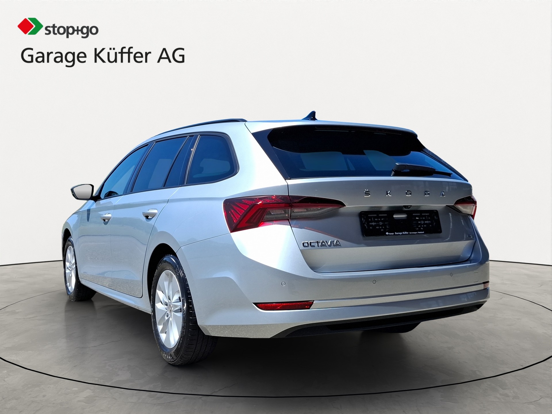SKODA Octavia Combi 2.0 TDI DSG Ambition 4x4-image-6