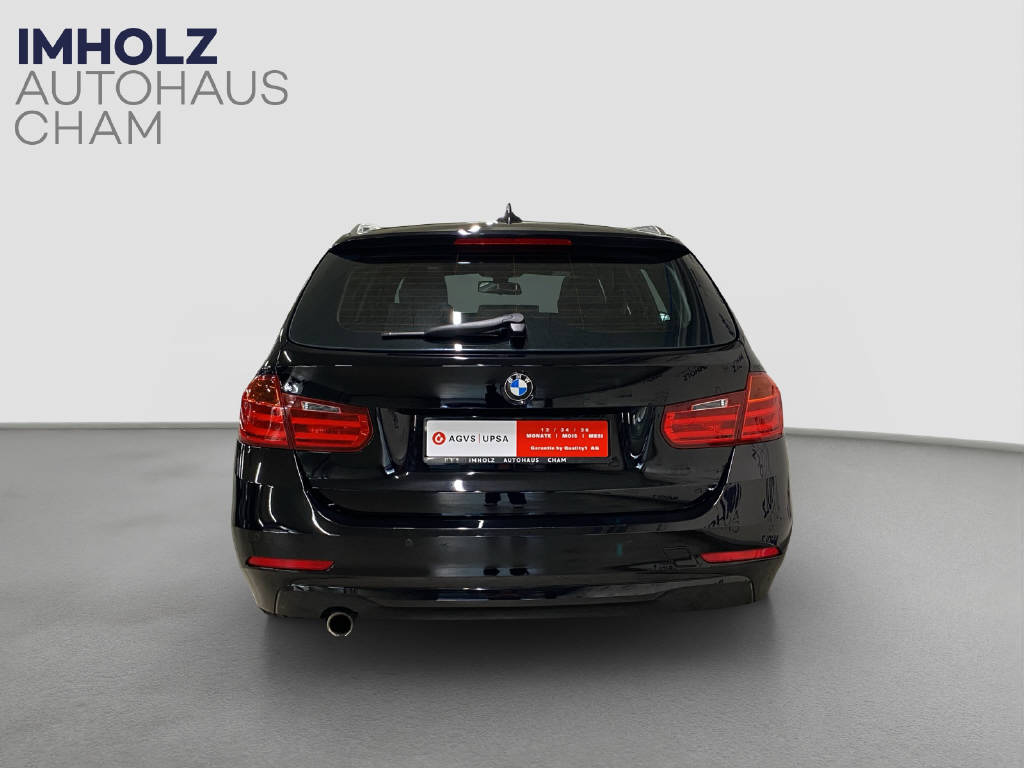 BMW 320d xDrive Touring-image-3