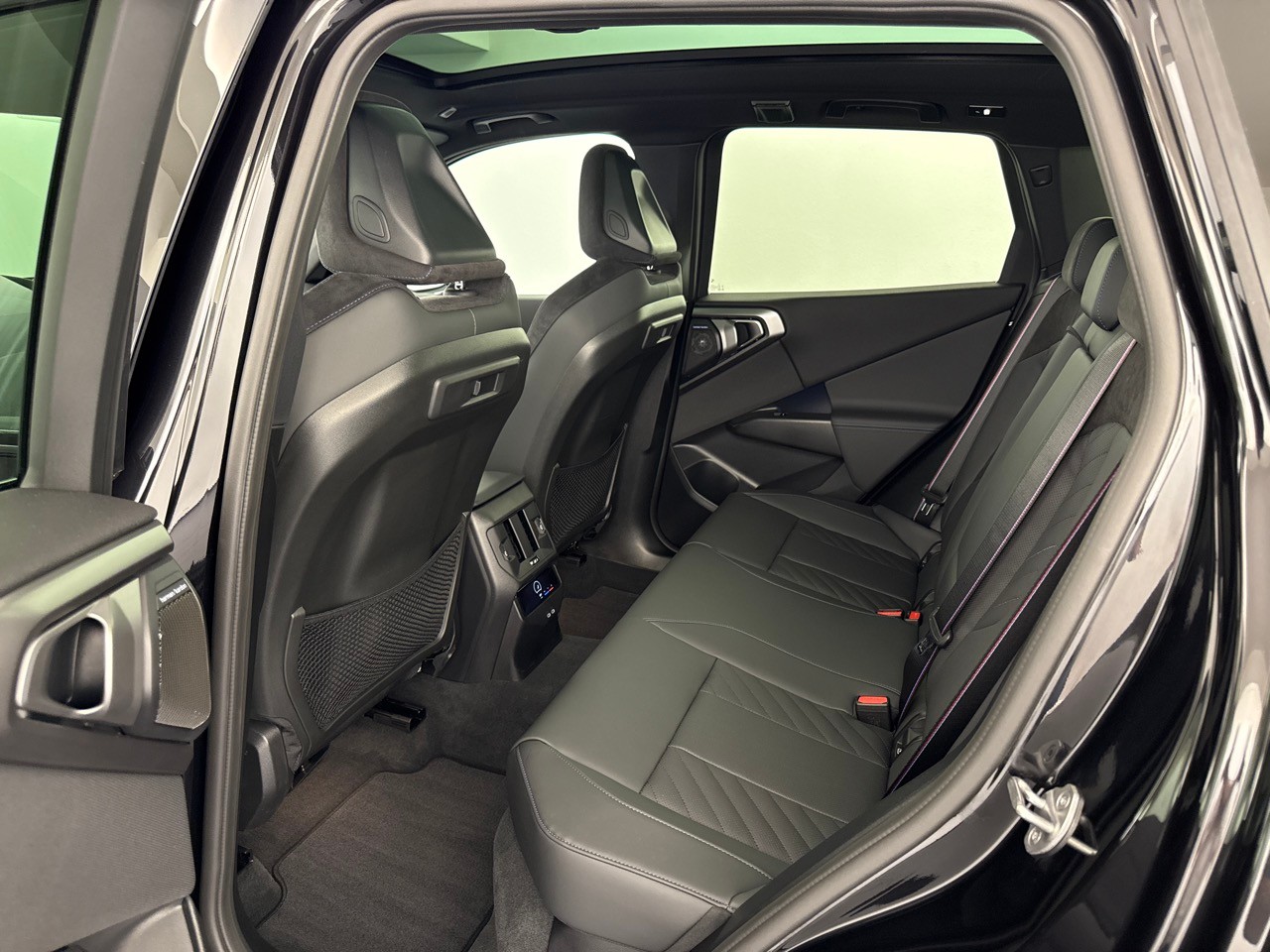 BMW X3 xDr M50 48V M Sp. Pro ''AHK & Standheizung''-image-5