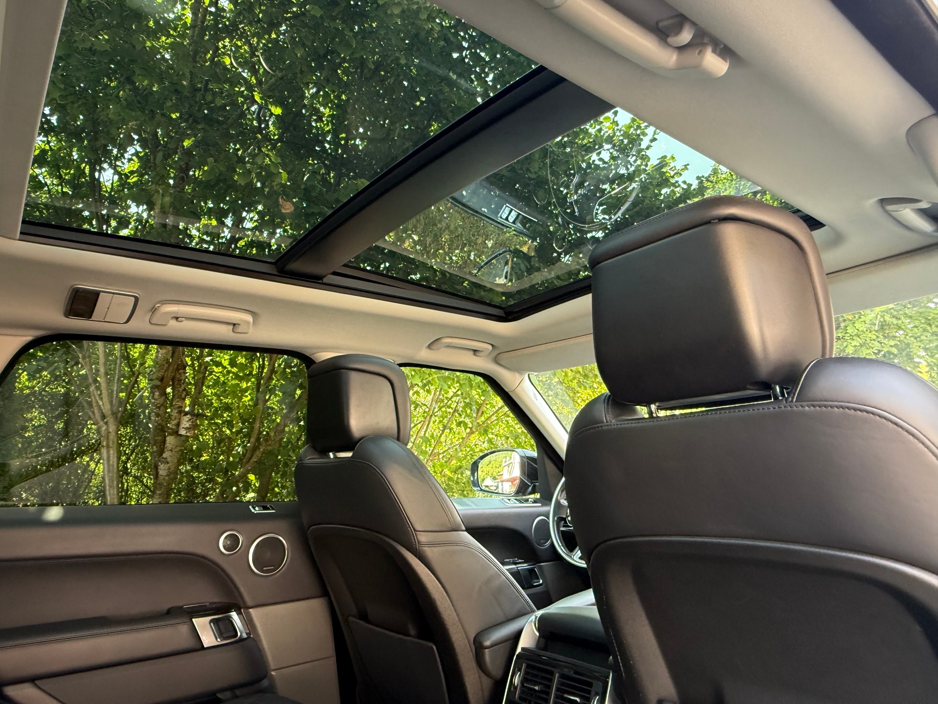 LAND ROVER Sport 5.0 V8 S/C HSE Dynamic Automatic-image-13