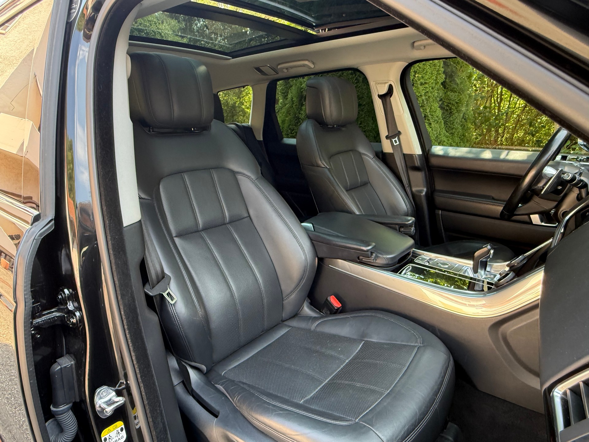 LAND ROVER Sport 5.0 V8 S/C HSE Dynamic Automatic-image-11