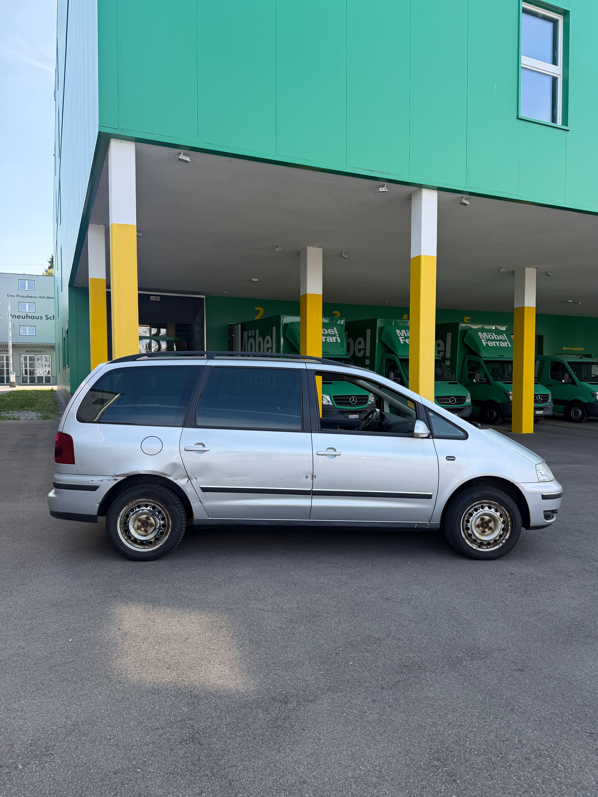 VW Sharan 2.8 V6 Sportline 4Motion-image-7