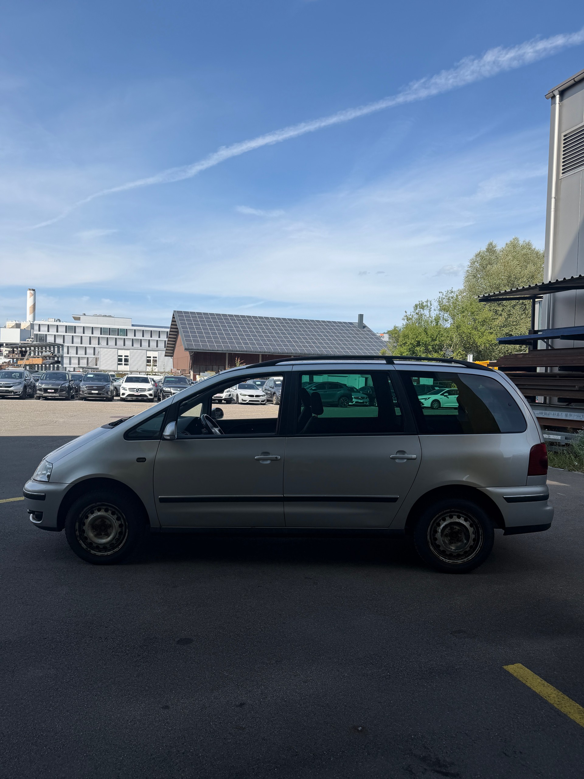 VW Sharan 2.8 V6 Sportline 4Motion-image-3