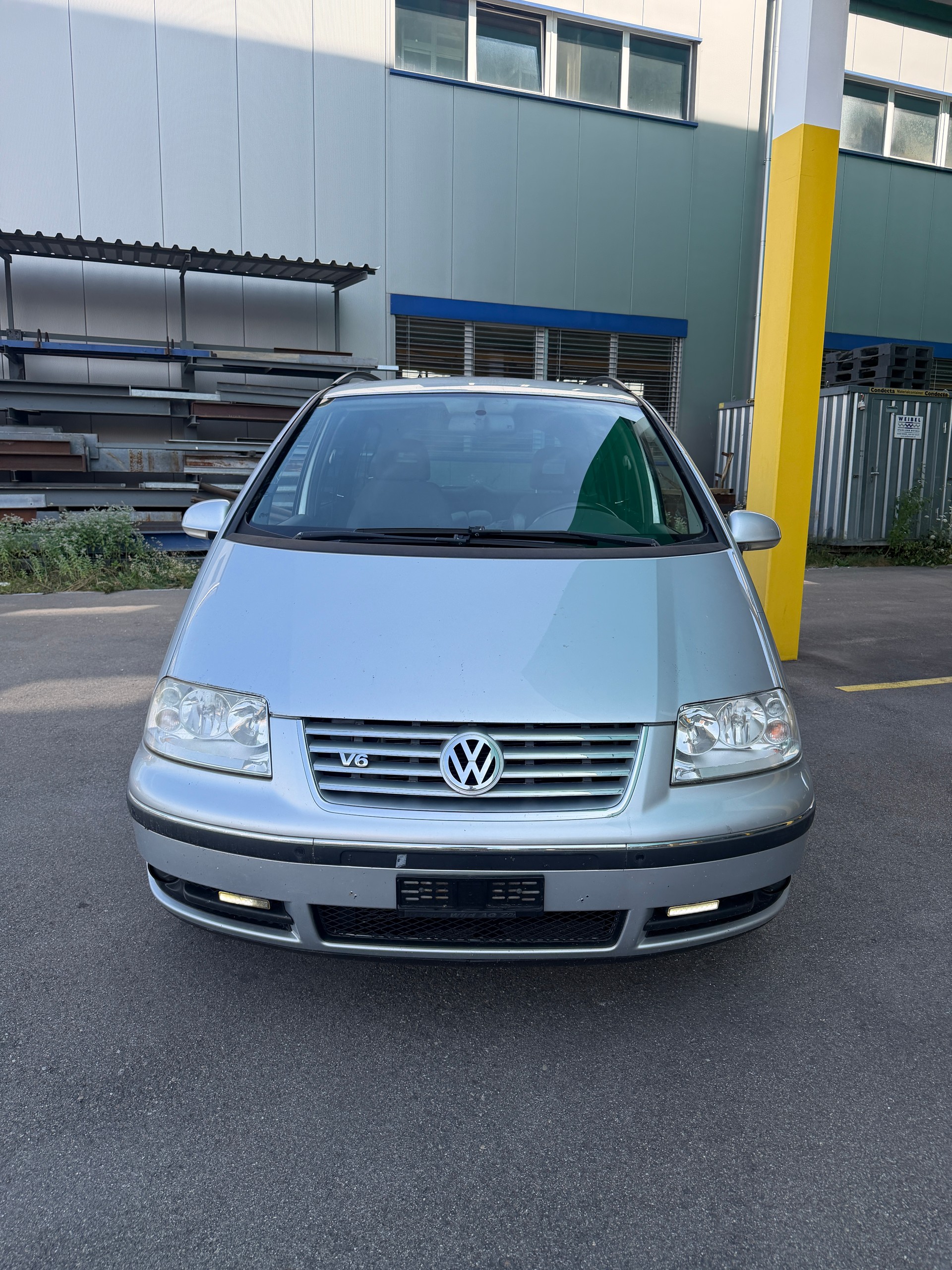 VW Sharan 2.8 V6 Sportline 4Motion-image-1