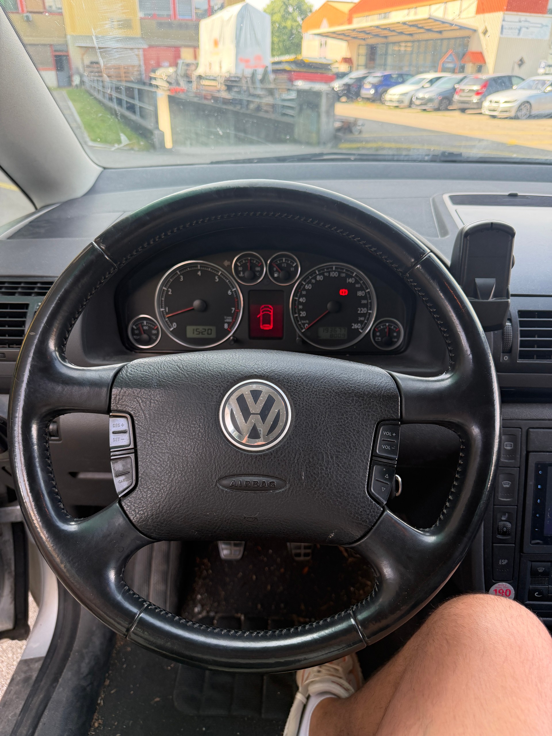VW Sharan 2.8 V6 Sportline 4Motion-image-11