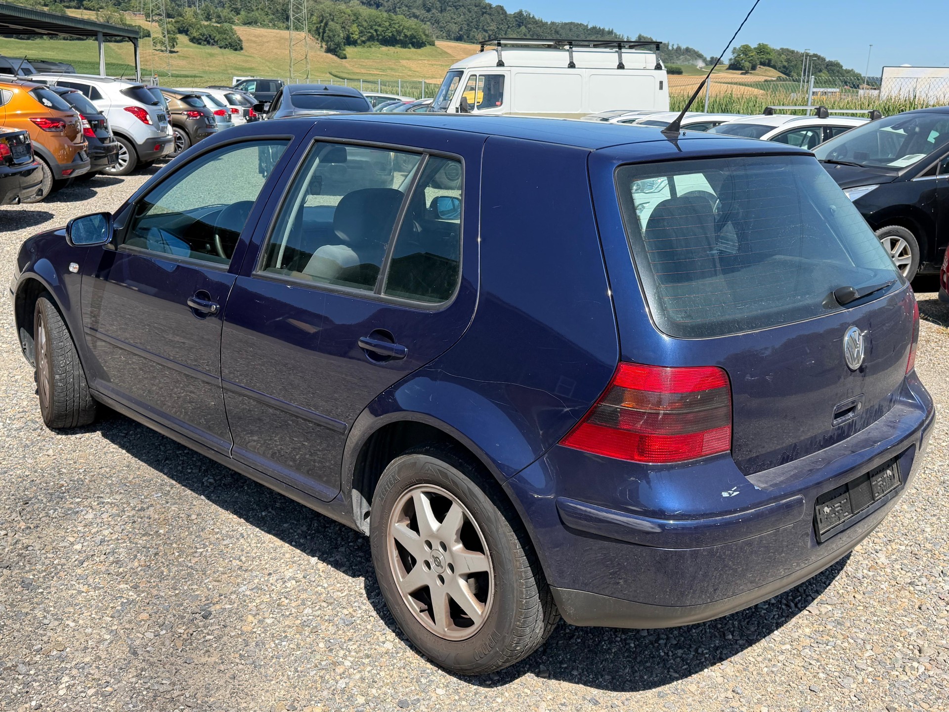 VW Golf 1.6 16V-image-9