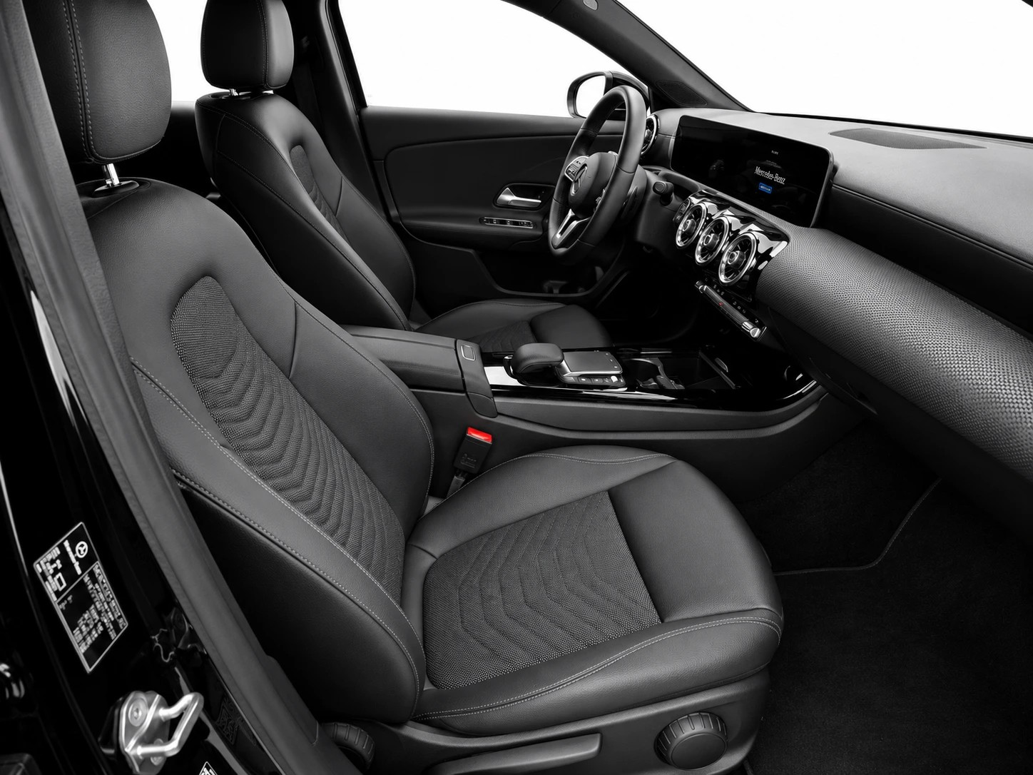MERCEDES-BENZ A 200 * CH FAHRZEUG *-image-7