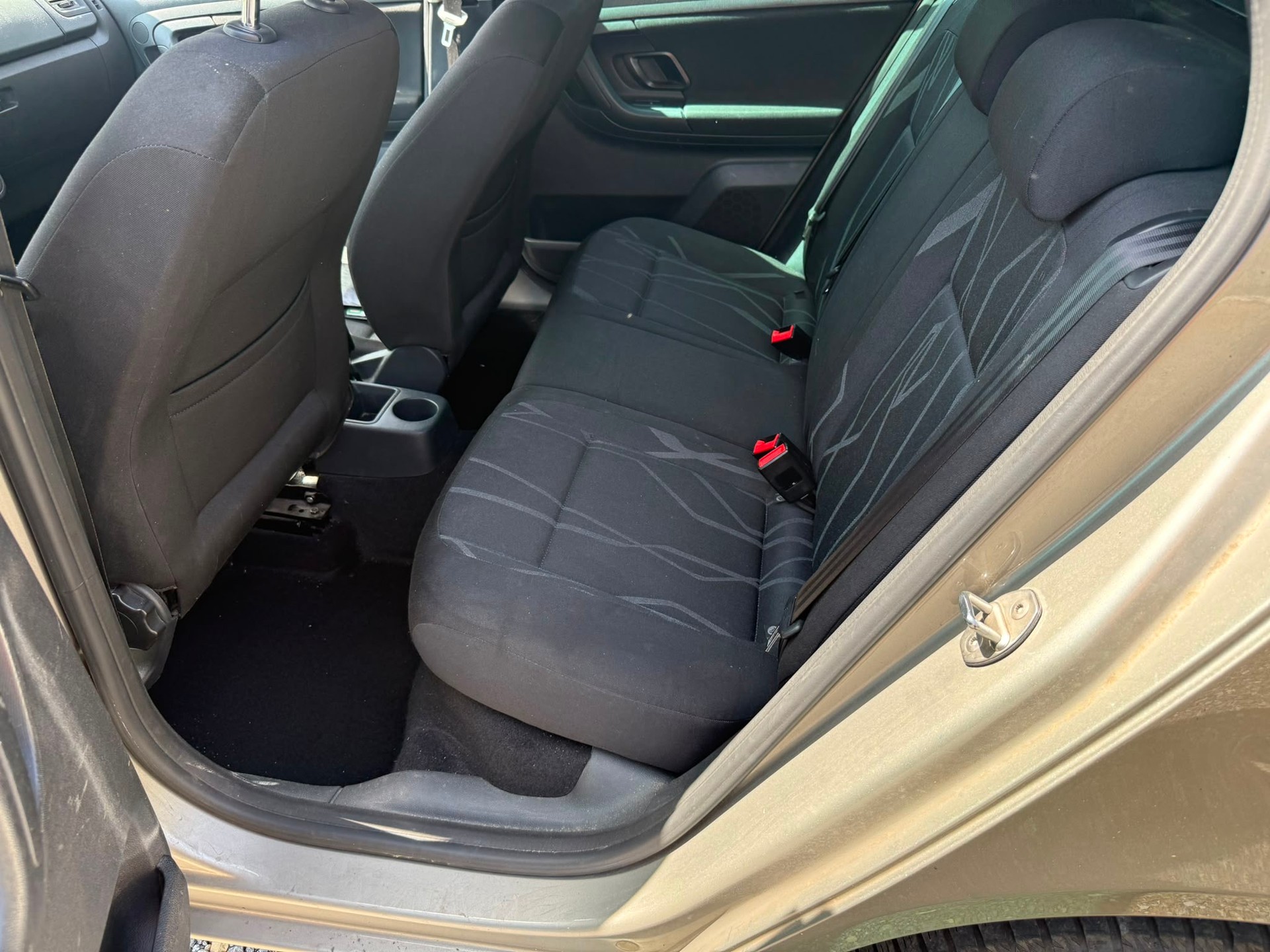 SKODA Fabia 1.2 TSI Elegance DSG-image-7
