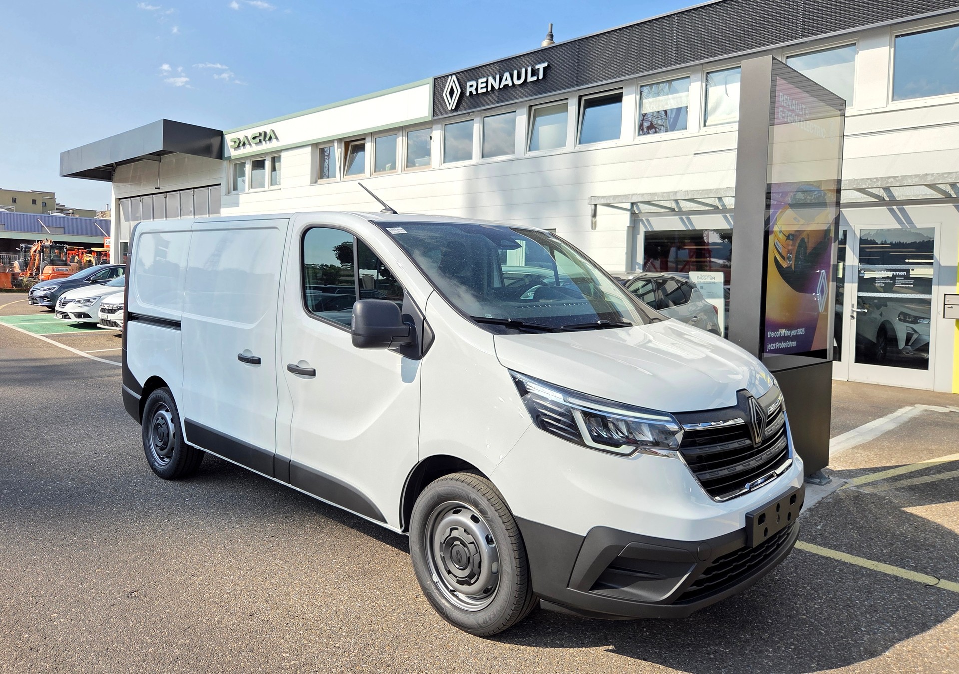 RENAULT Trafic Kaw. 3.0 t L1 H1 2.0 dCi Blue 150 Advance-image-1