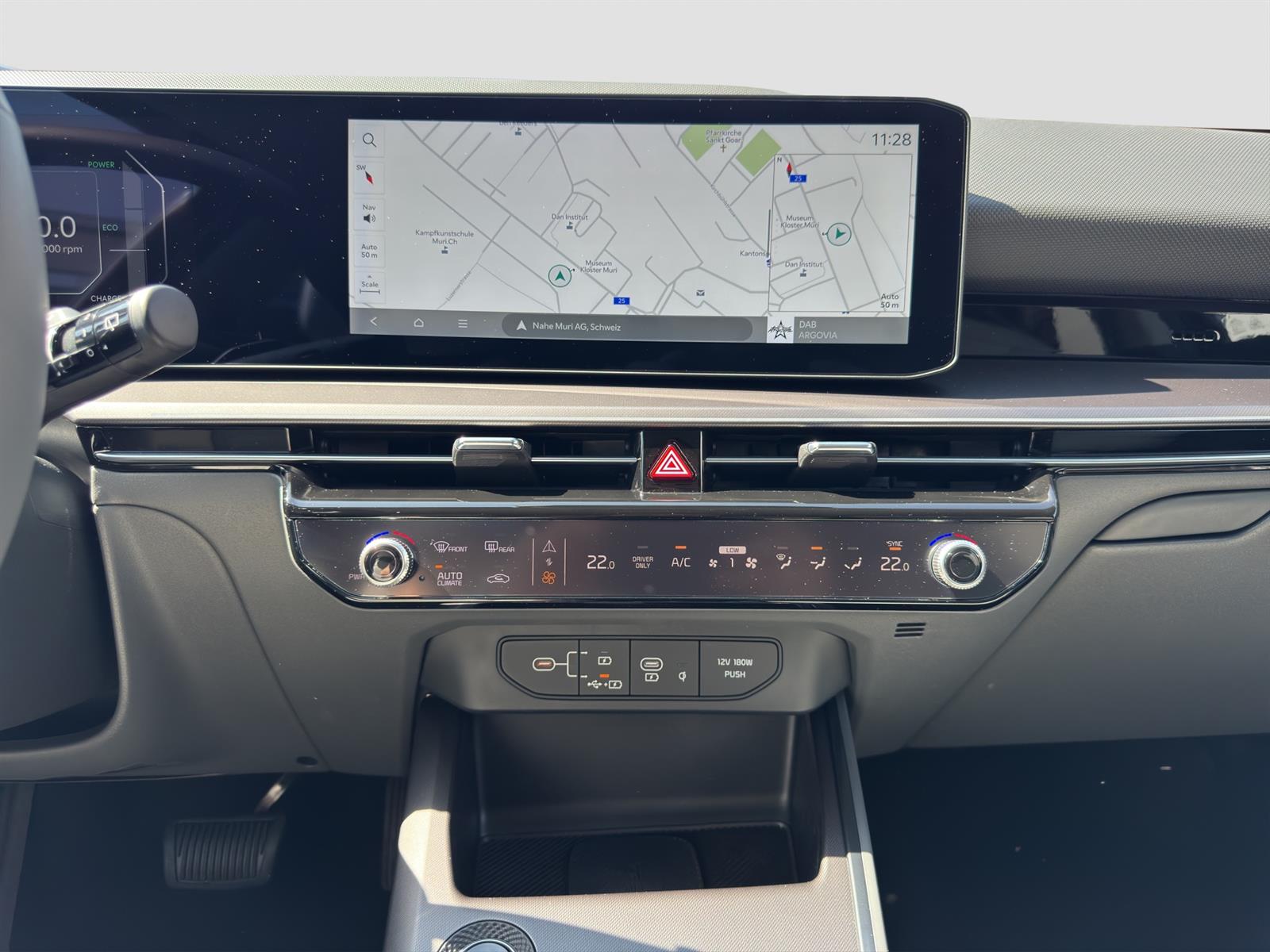KIA Niro 1.6 GDi Hybrid Style-image-11