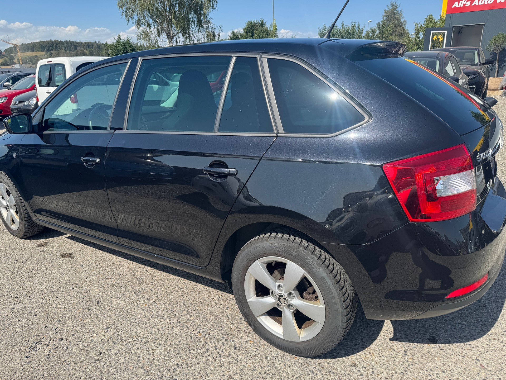 SKODA Rapid Spaceback 1.2 TSI Ambition-image-3