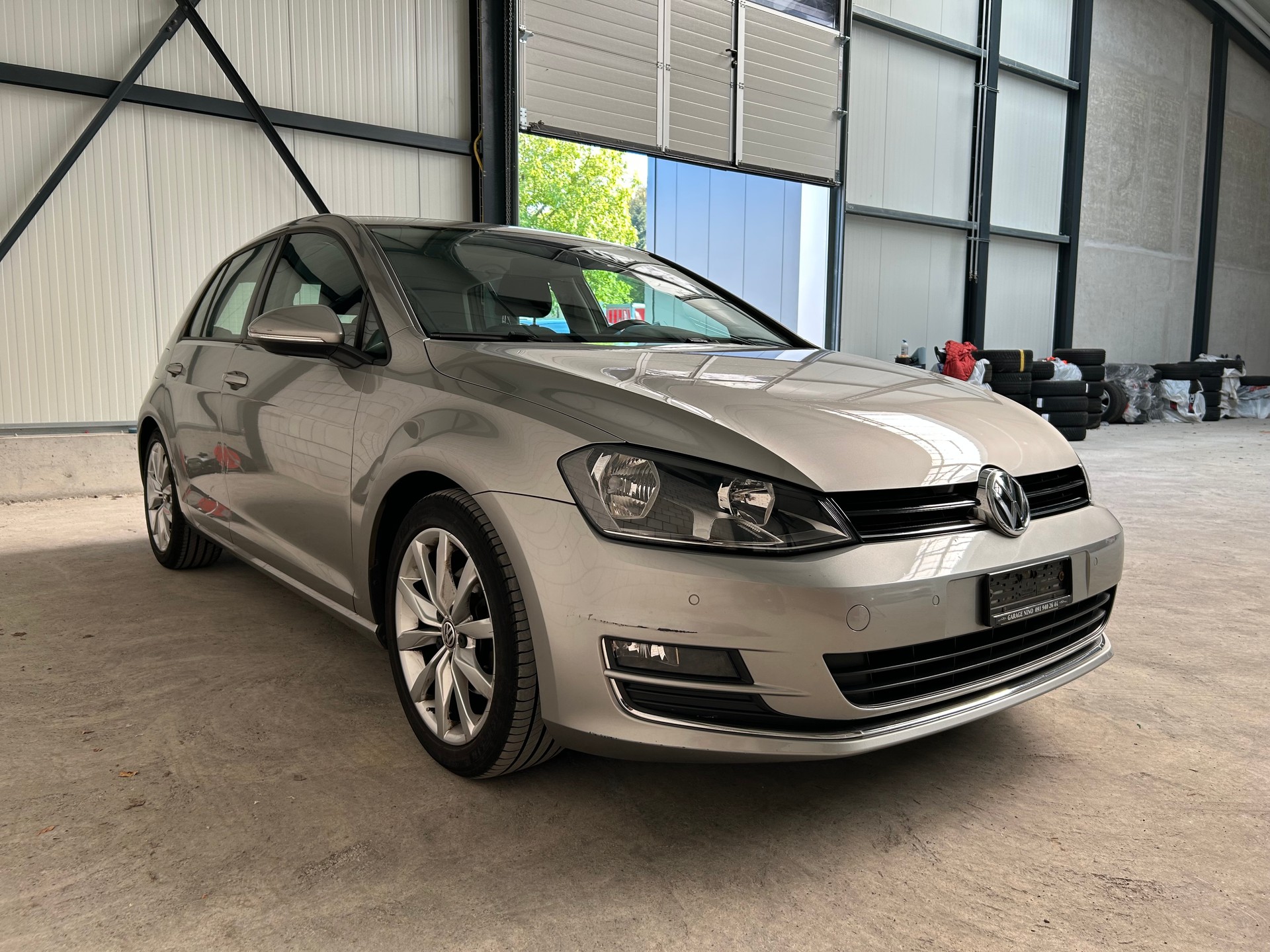 VW Golf 1.4 TSI Highline DSG-image-2