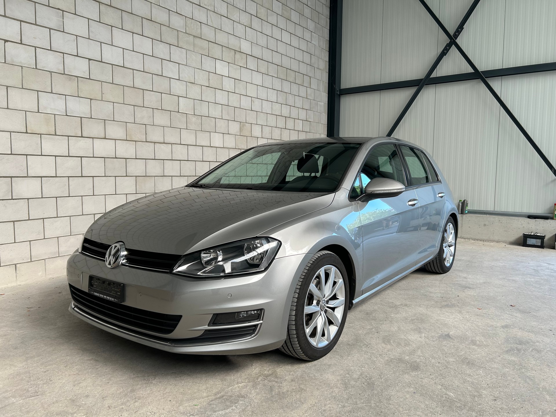VW Golf 1.4 TSI Highline DSG-image-1