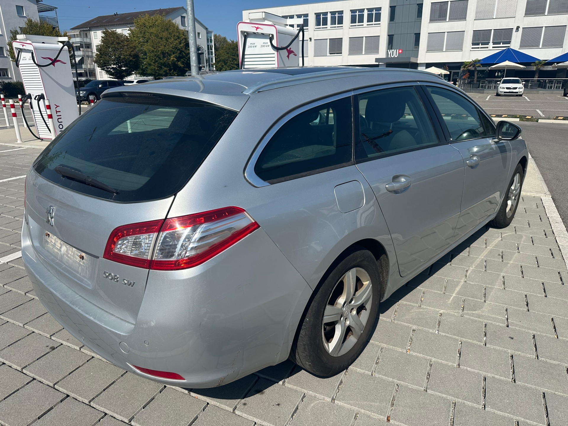 PEUGEOT 508 SW 1.6 16V T Active-image-3