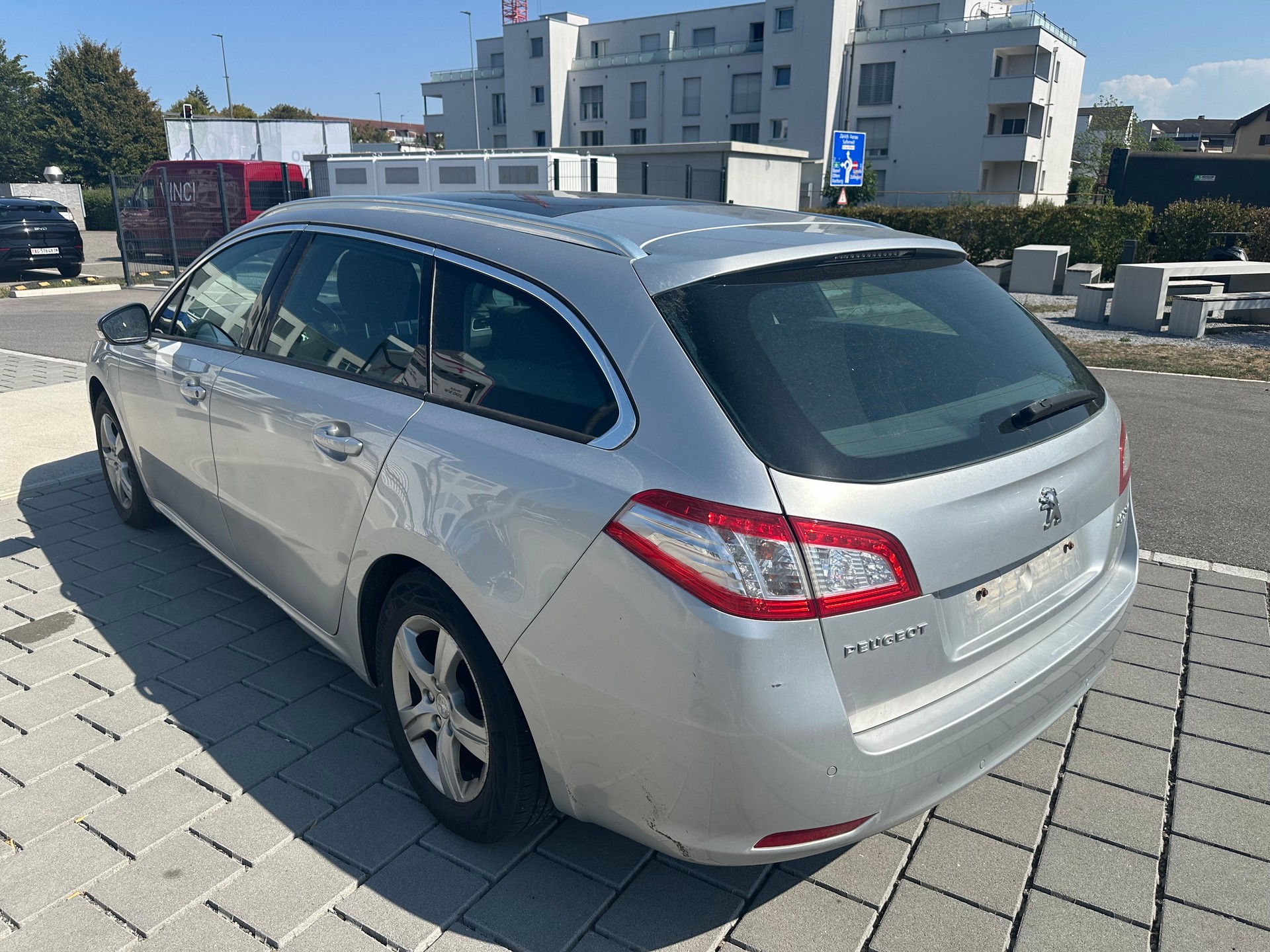 PEUGEOT 508 SW 1.6 16V T Active-image-2