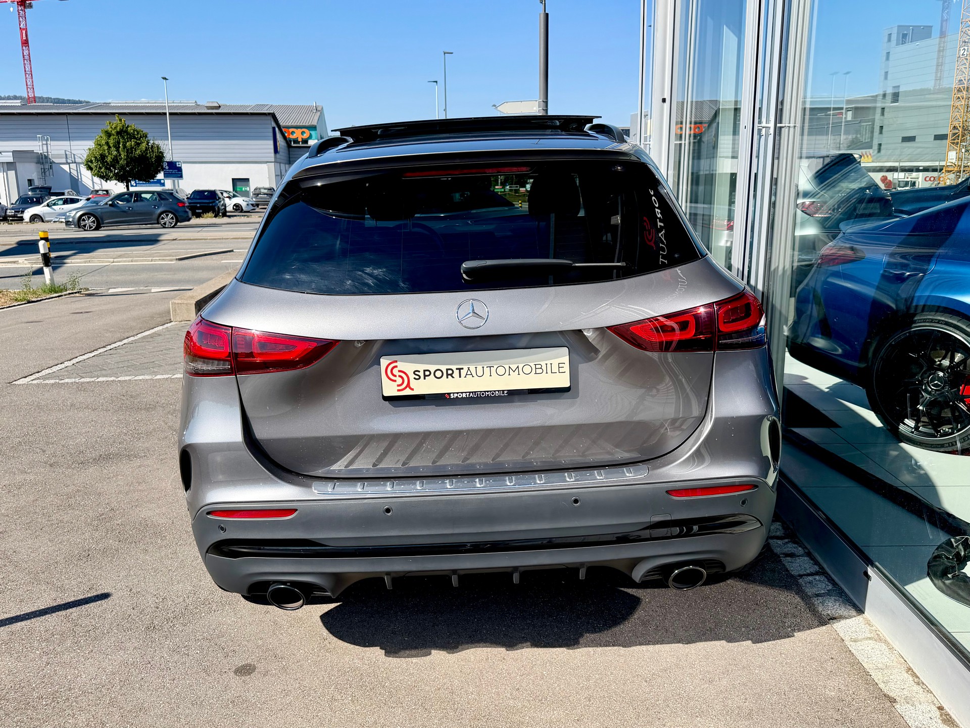 MERCEDES-BENZ GLA 35 AMG 4Matic 8G-Speedshift DCT-image-9