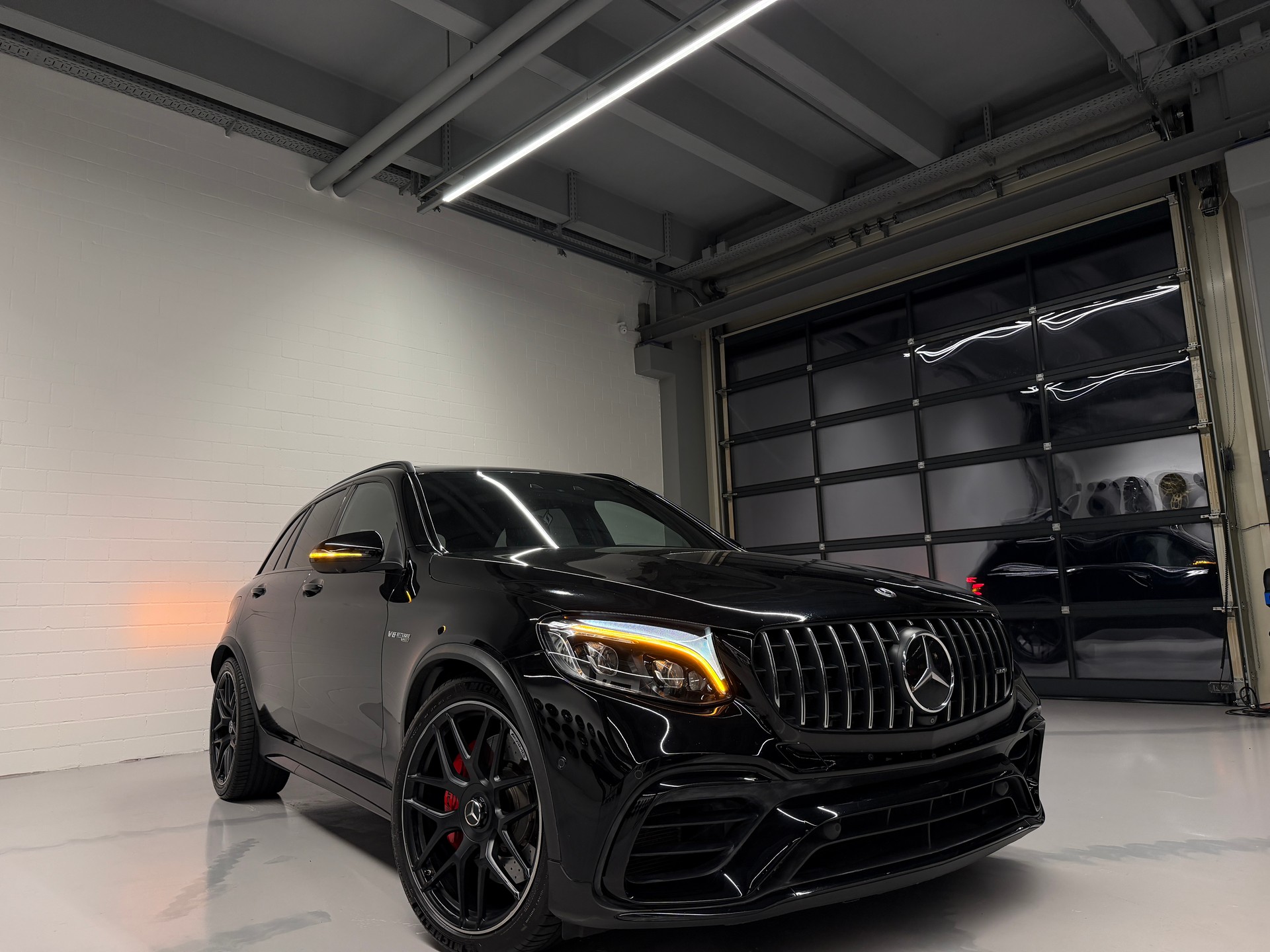 MERCEDES-BENZ GLC 63 S AMG 4m+ *Vollgarantie*Servicegepflegt bei Mercedes*Leder Nappa*Burmester*Sitzbelüftung*AHK*-image-5