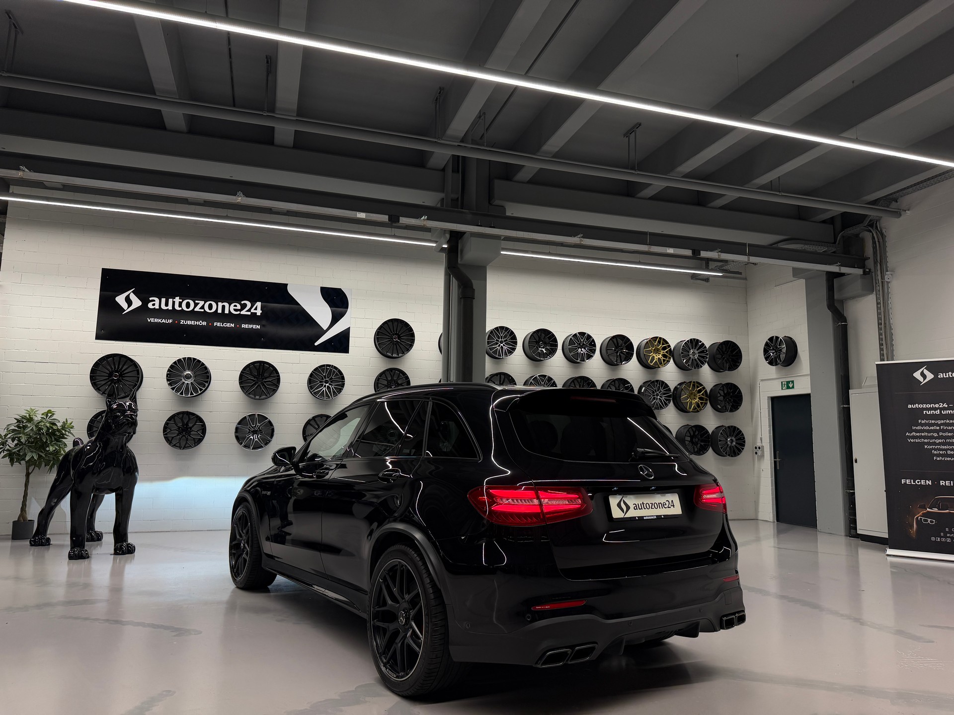 MERCEDES-BENZ GLC 63 S AMG 4m+ *Vollgarantie*Servicegepflegt bei Mercedes*Leder Nappa*Burmester*Sitzbelüftung*AHK*-image-12