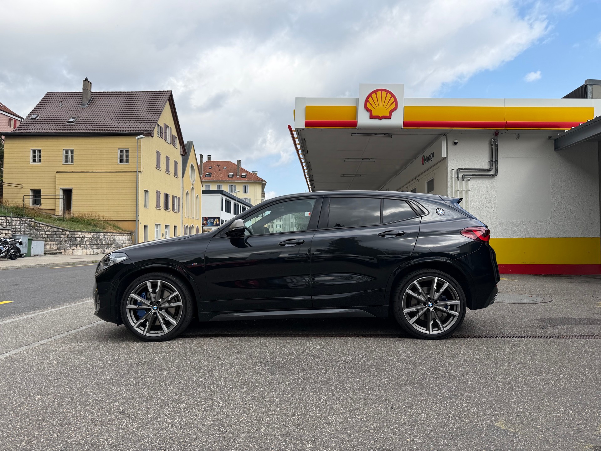 BMW X2 M35i-image-2